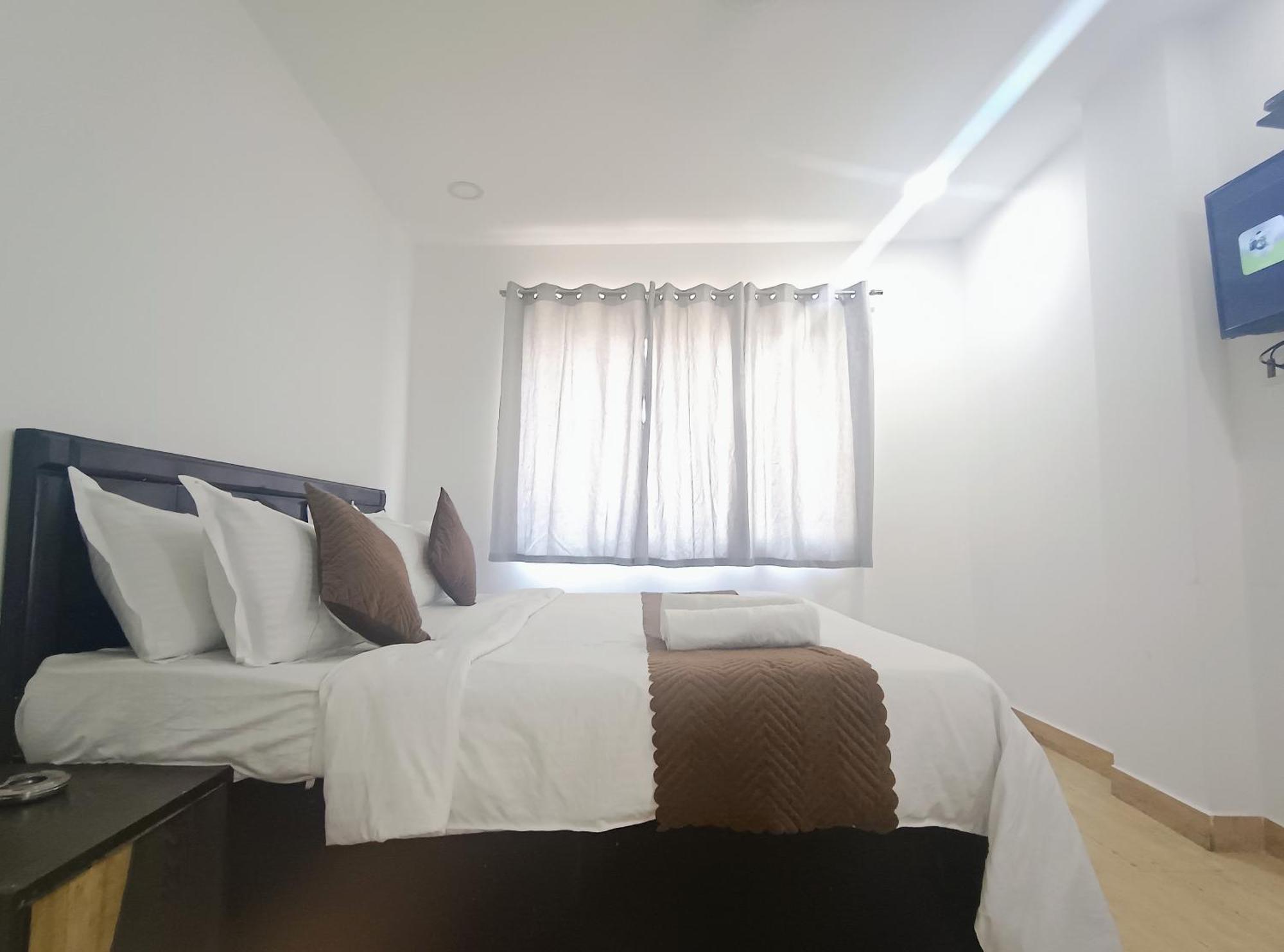 Crystel Residency By Premium 3*