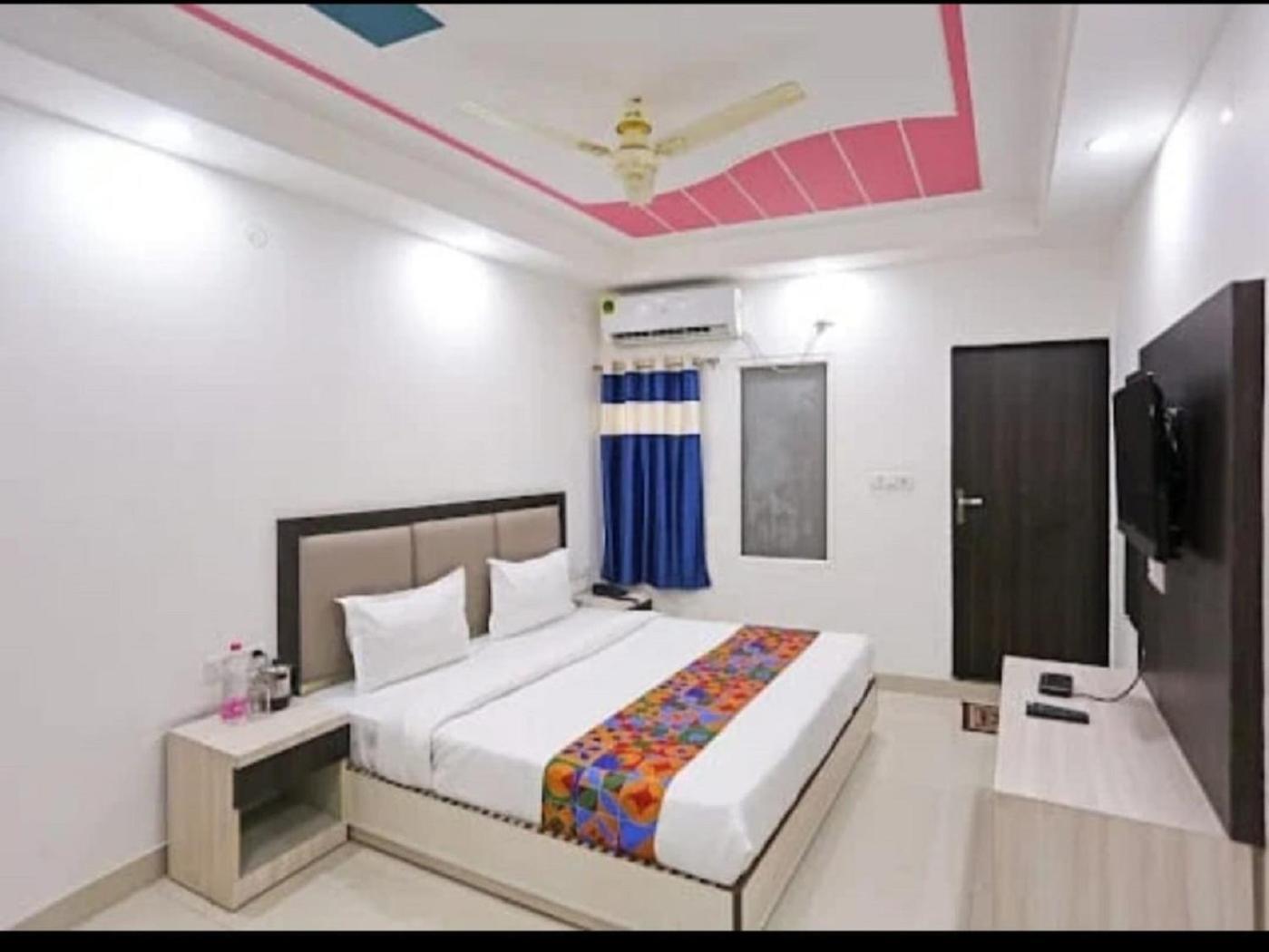 Teo Grand Near Delhi Airport Hotel Nova Deli