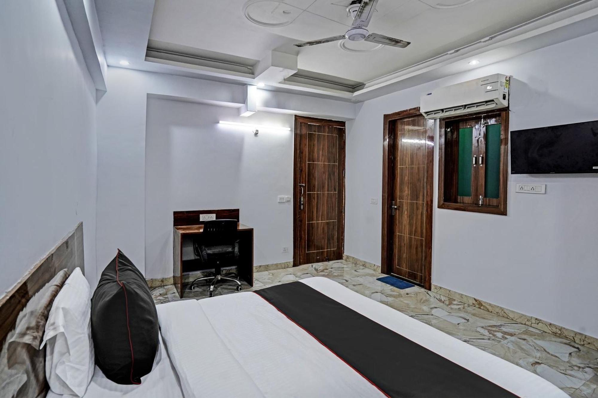 Hotel Collection O Grand King New Delhi
