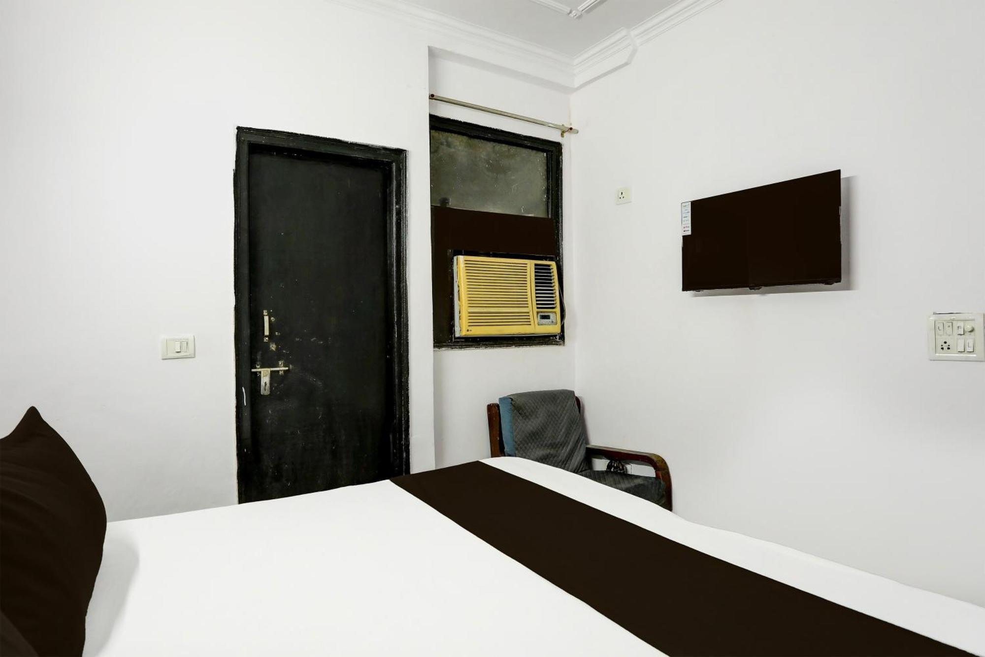 Hotel O Aura New Delhi