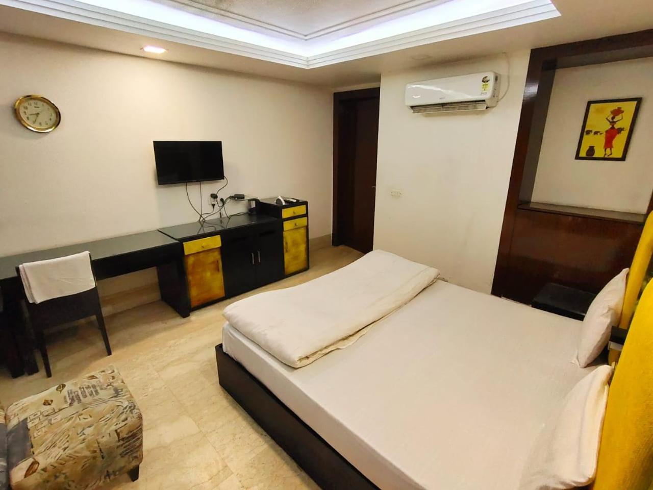 Taj Residency Guest house *