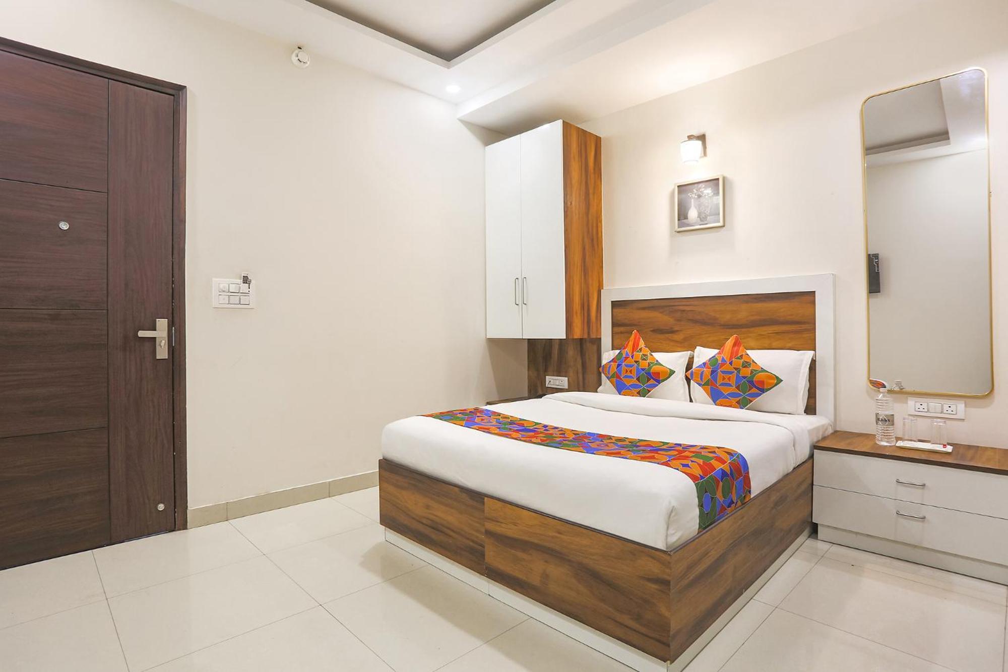 Fabhotel Embrace Hotel 3*