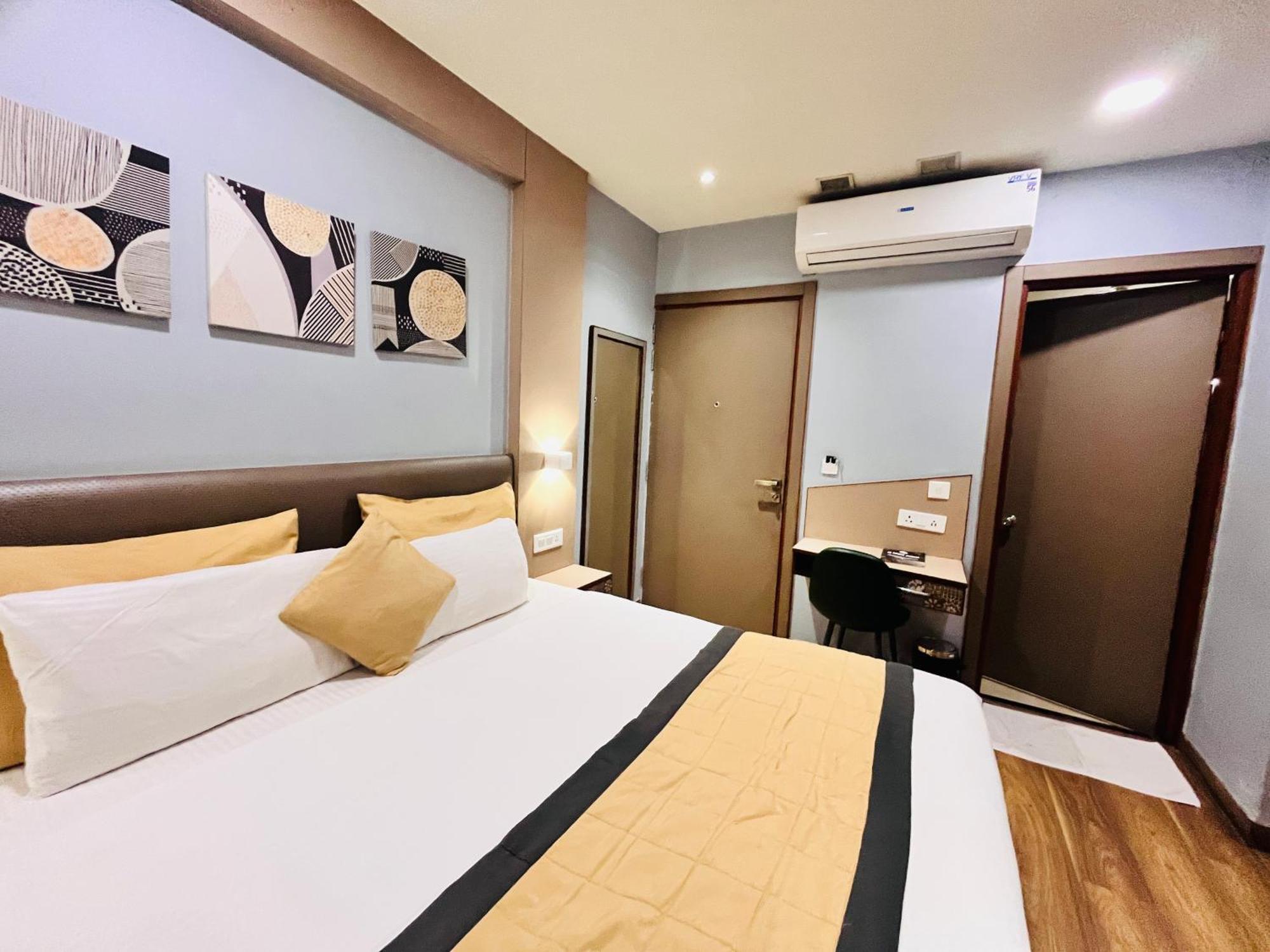Western Blu 3* Delhi (National Capital Territory of India)