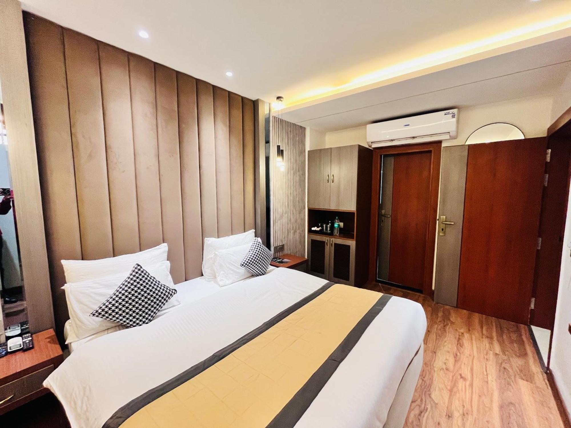 Western Blu Hotel