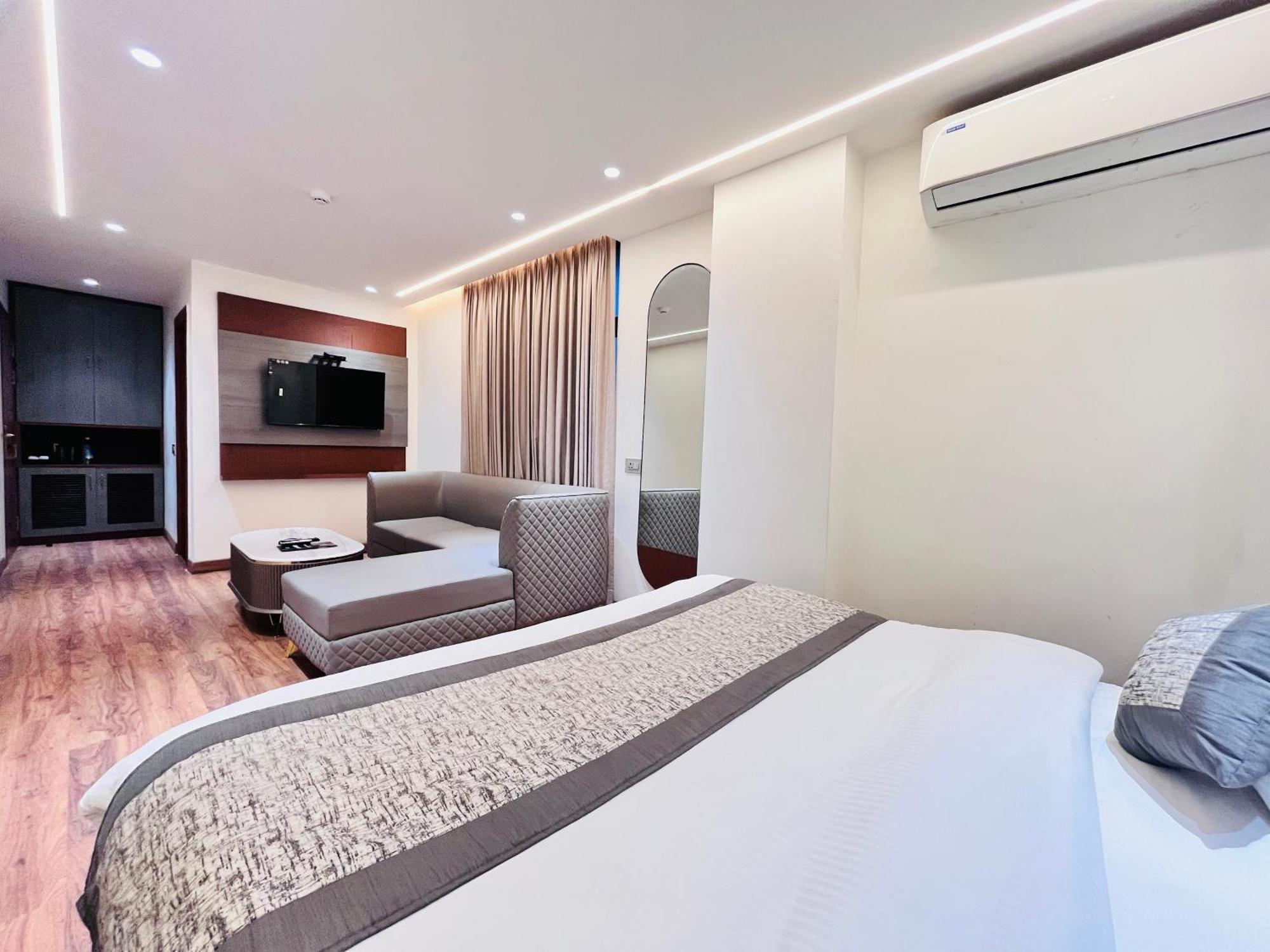 Western Blu Hotel Delhi (National Capital Territory of India)