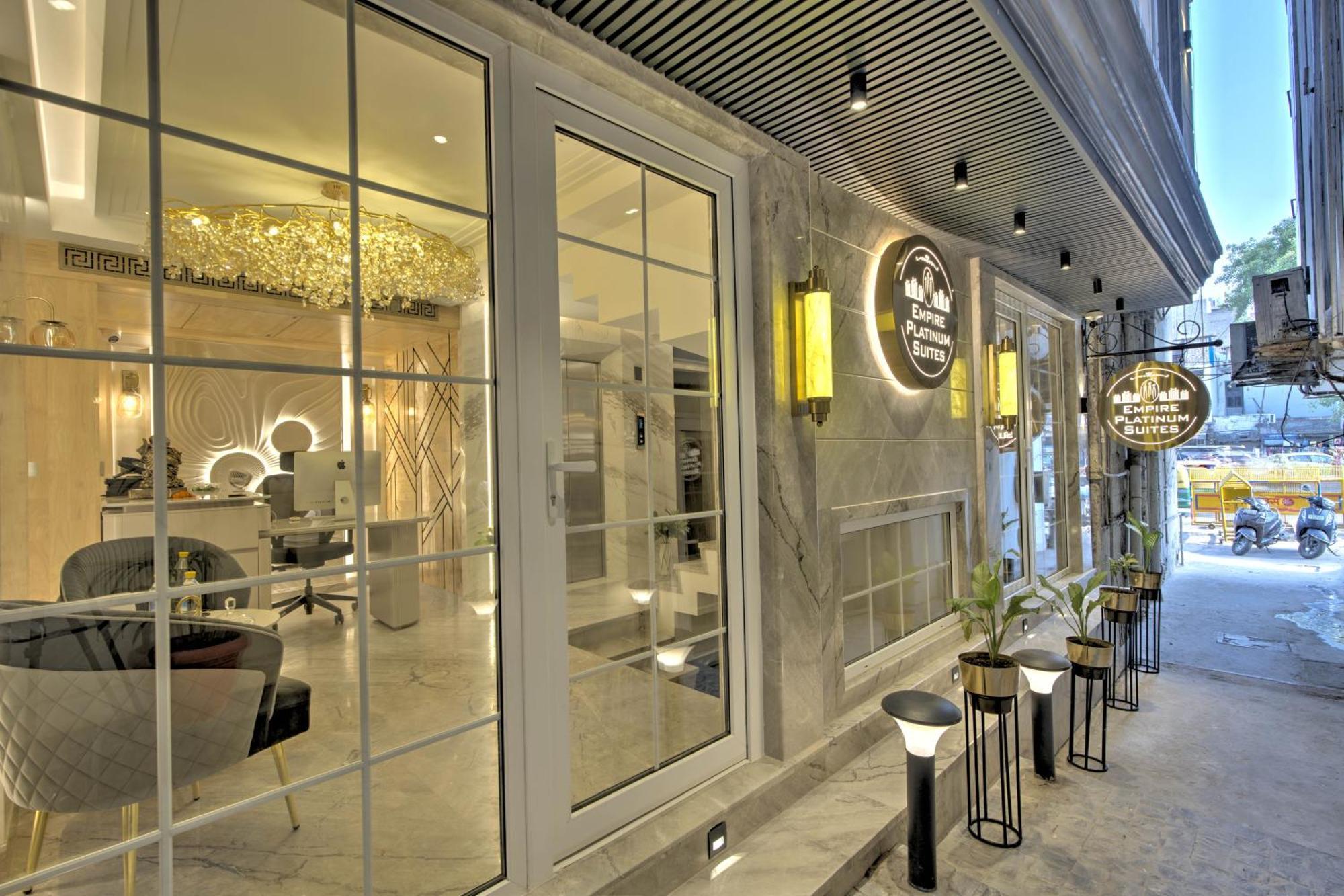 Empire Platinum Hotel Nova Deli