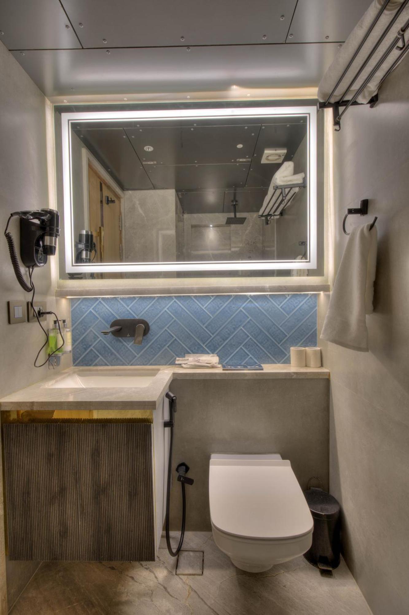 Hotel Empire Platinum 4*