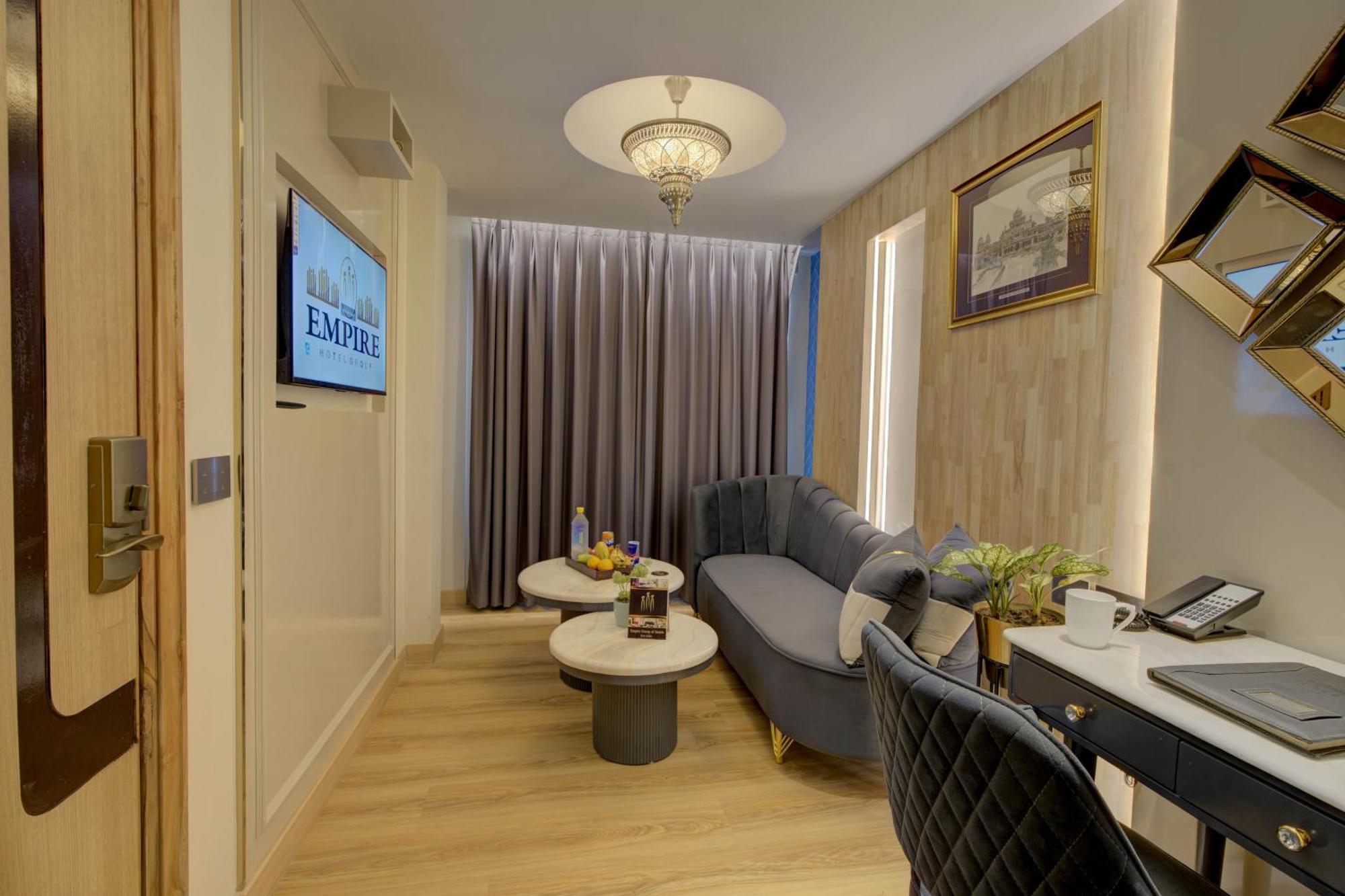 Hotel Empire Platinum 4*