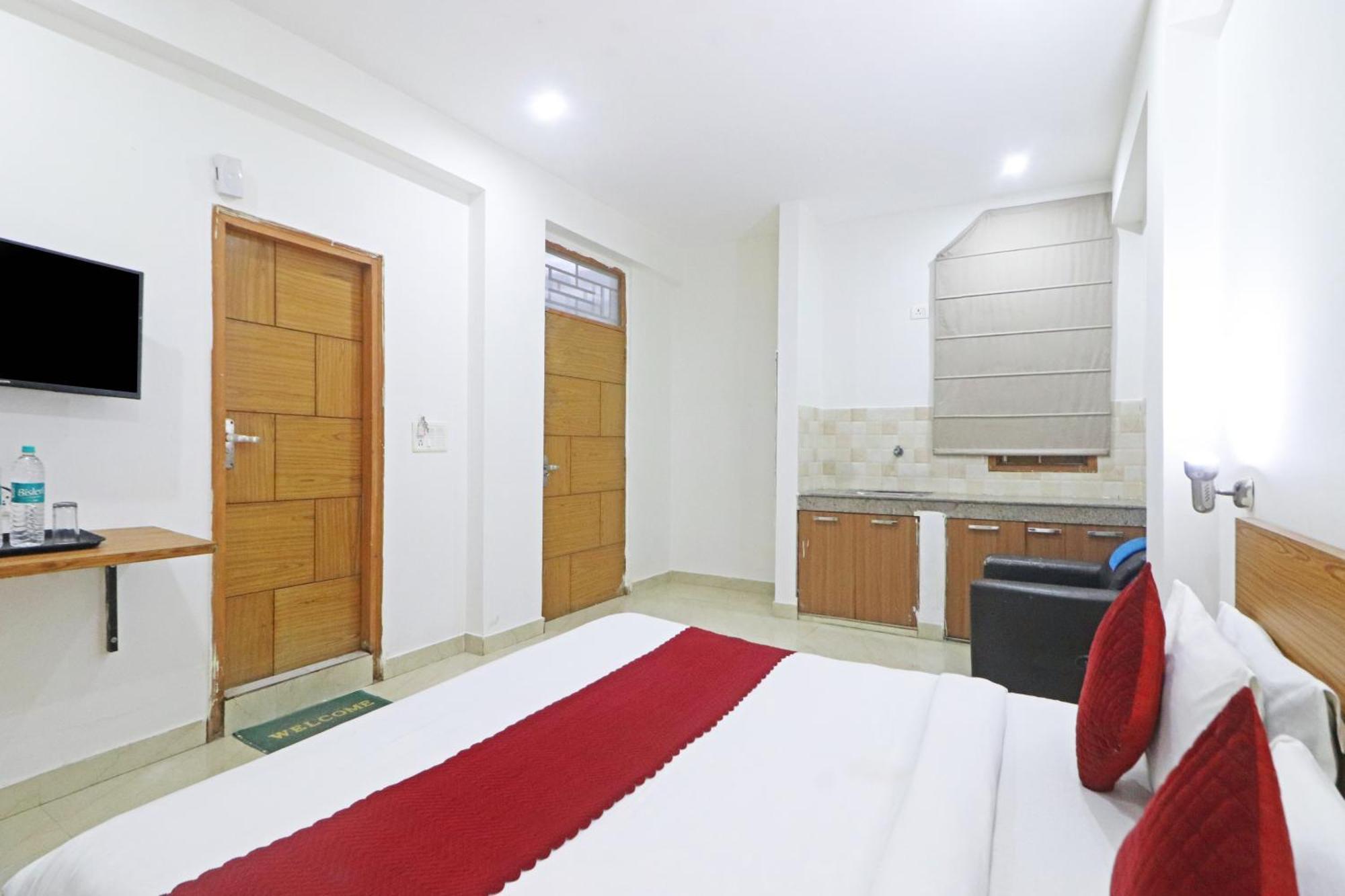 Hotel Trendy Residency - Couple Friendly 3*