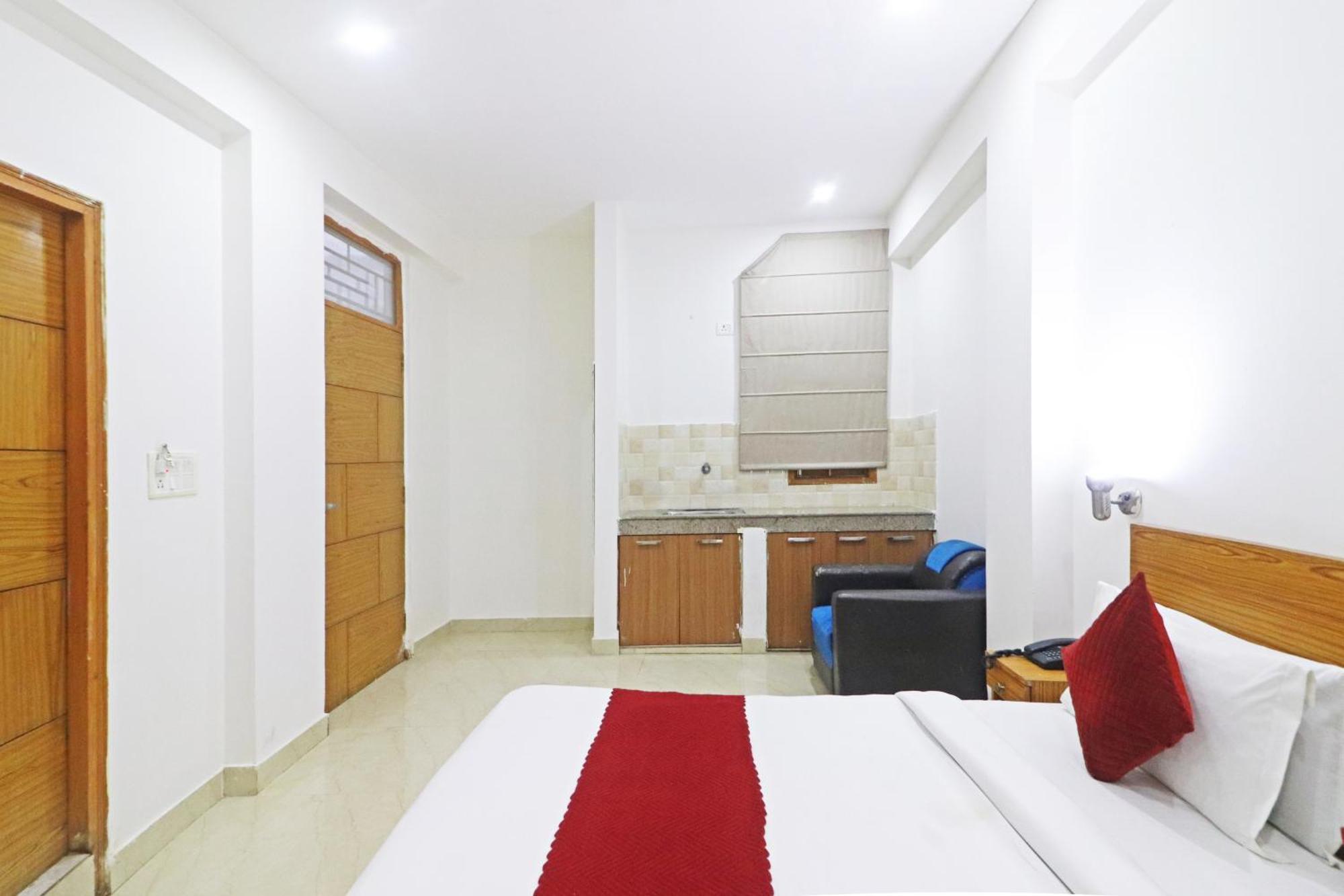 Trendy Residency - Couple Friendly 3*