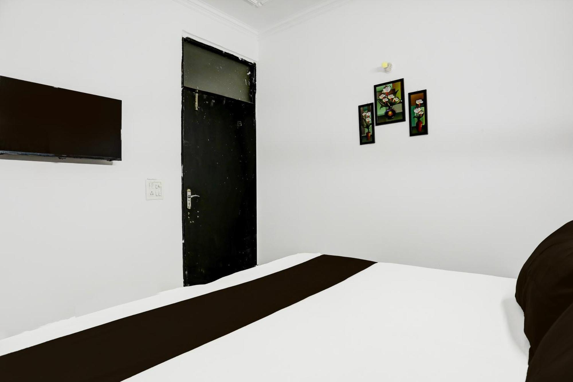 O Aura Hotel New Delhi
