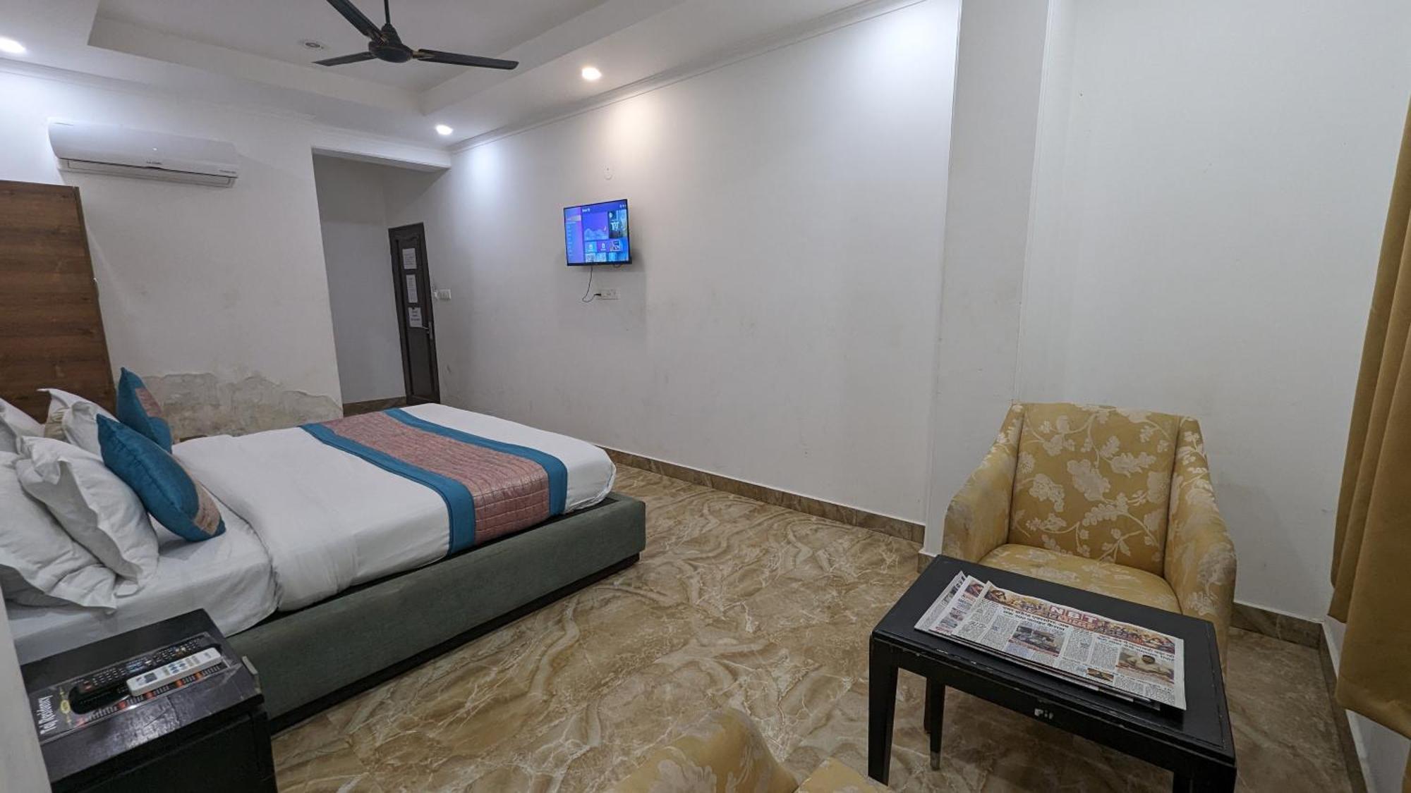 Moon Taj Near Yashobhoomi Convention Centre 3* Delhi (National Capital Territory of India)