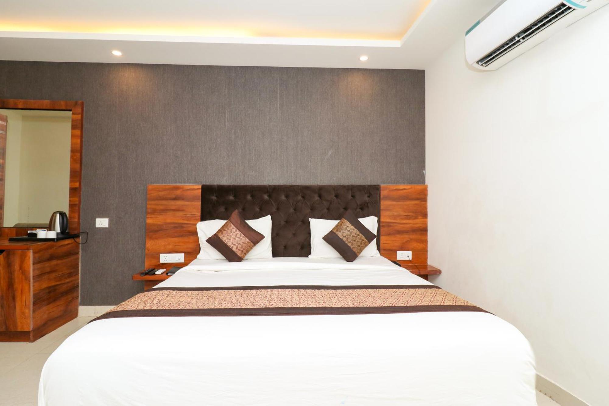 Hotel Vertu By Opo New Delhi