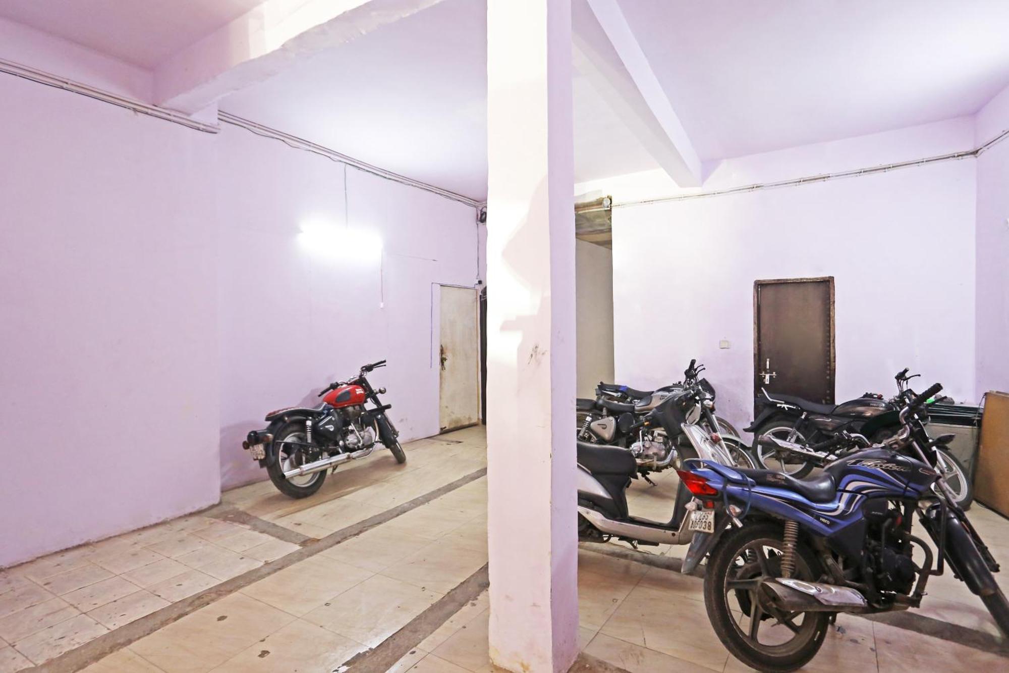 Twamev Punjabi Bagh New Delhi
