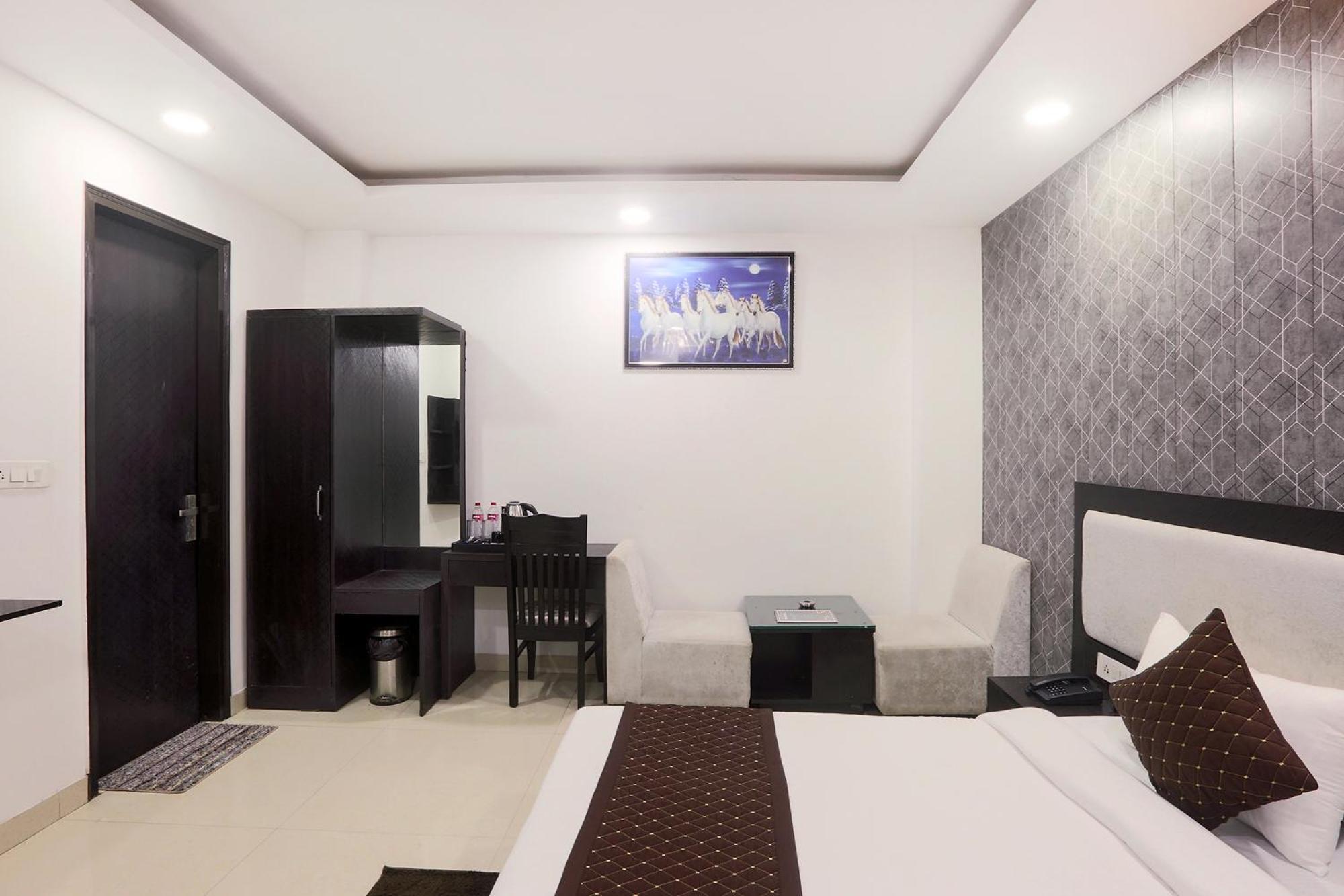 Fabhotel Airport Zone Olive Near Igi Airport Hotel