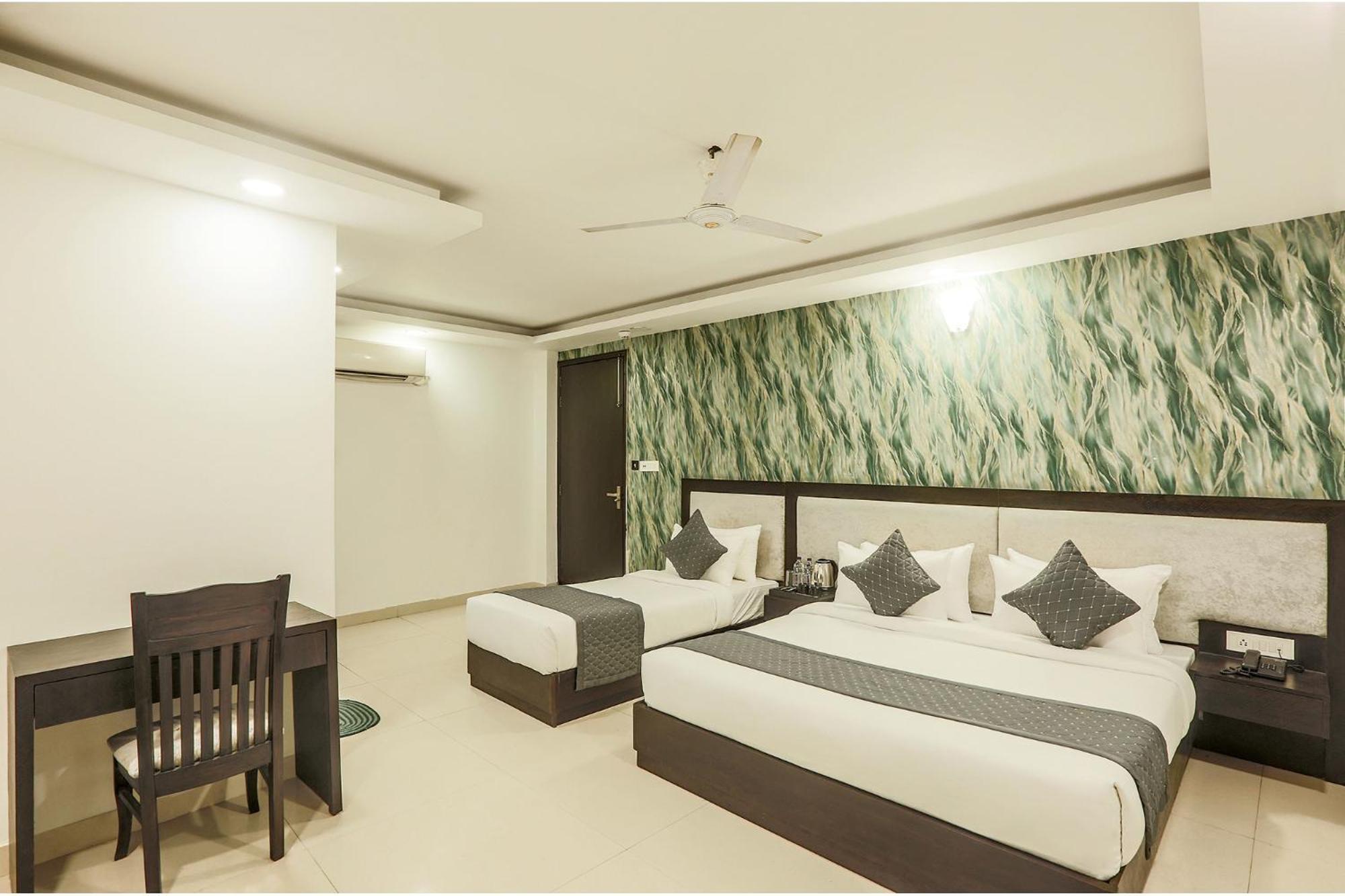 Hotel Fabhotel Airport Zone Olive Near Igi Airport New Delhi