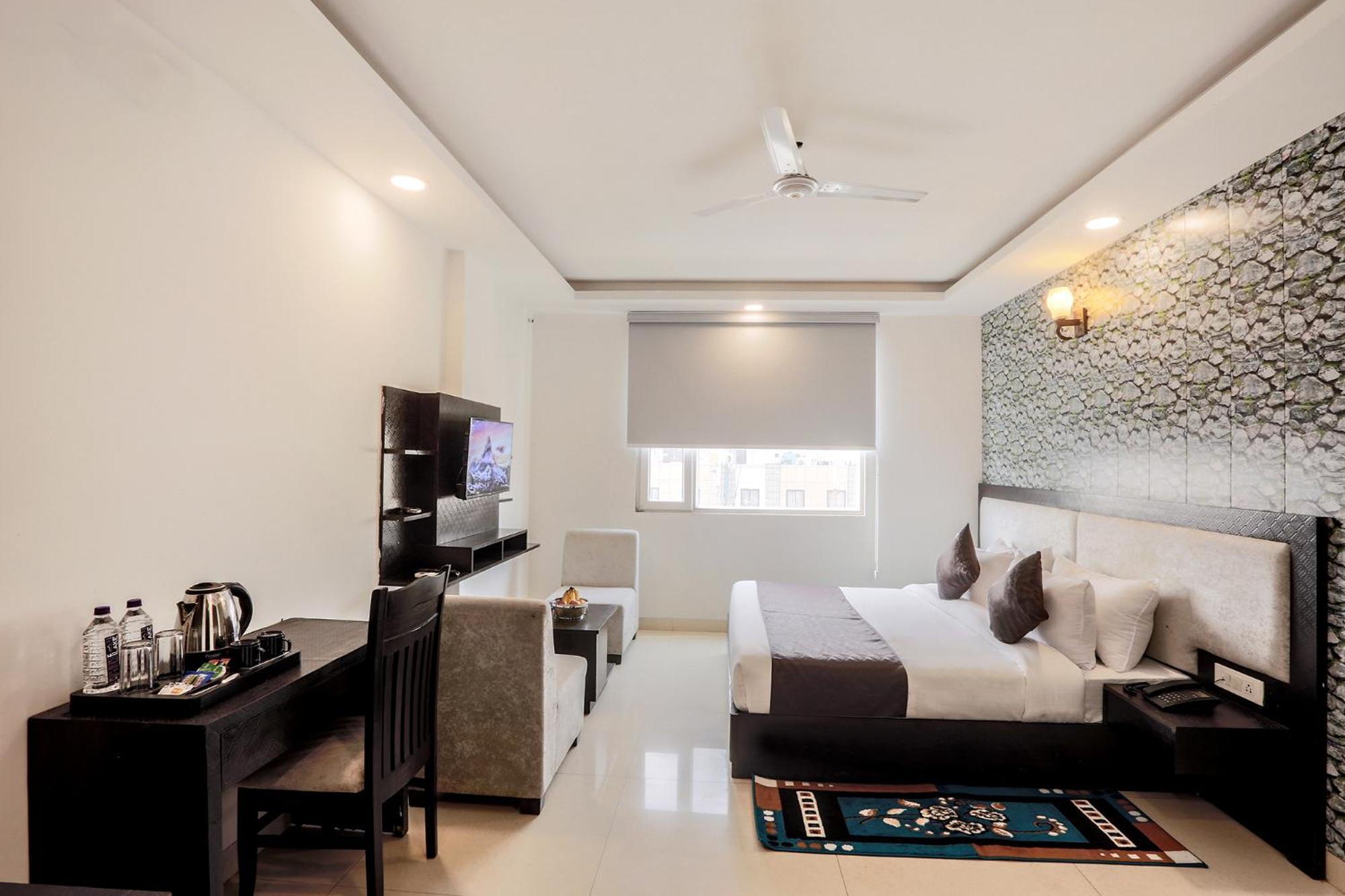 Hotel Fabhotel Airport Zone Olive Near Igi Airport 3*