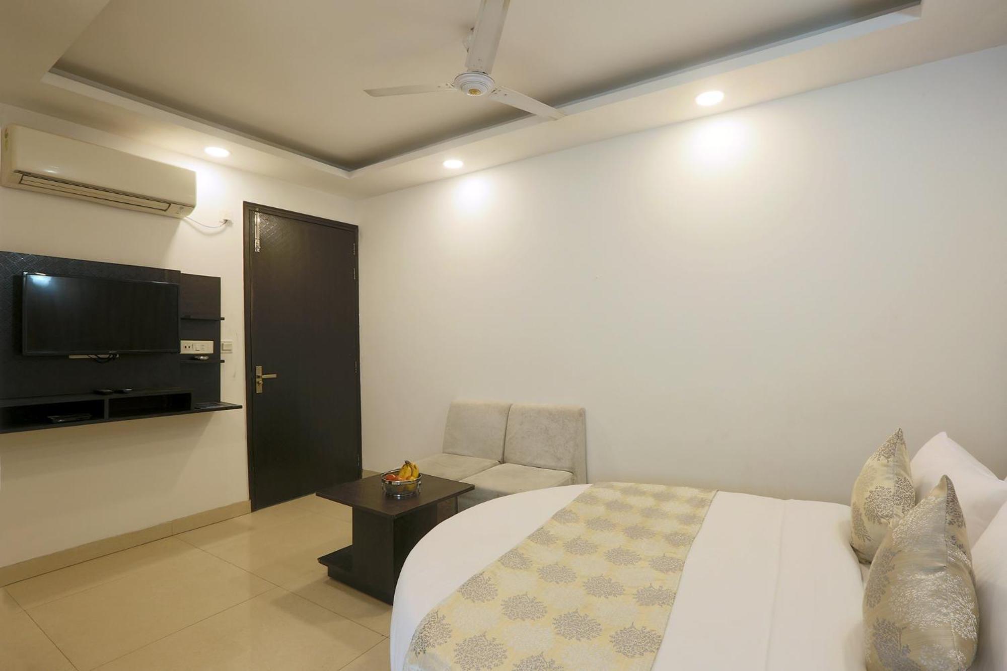 Hotel Fabhotel Airport Zone Olive Near Igi Airport