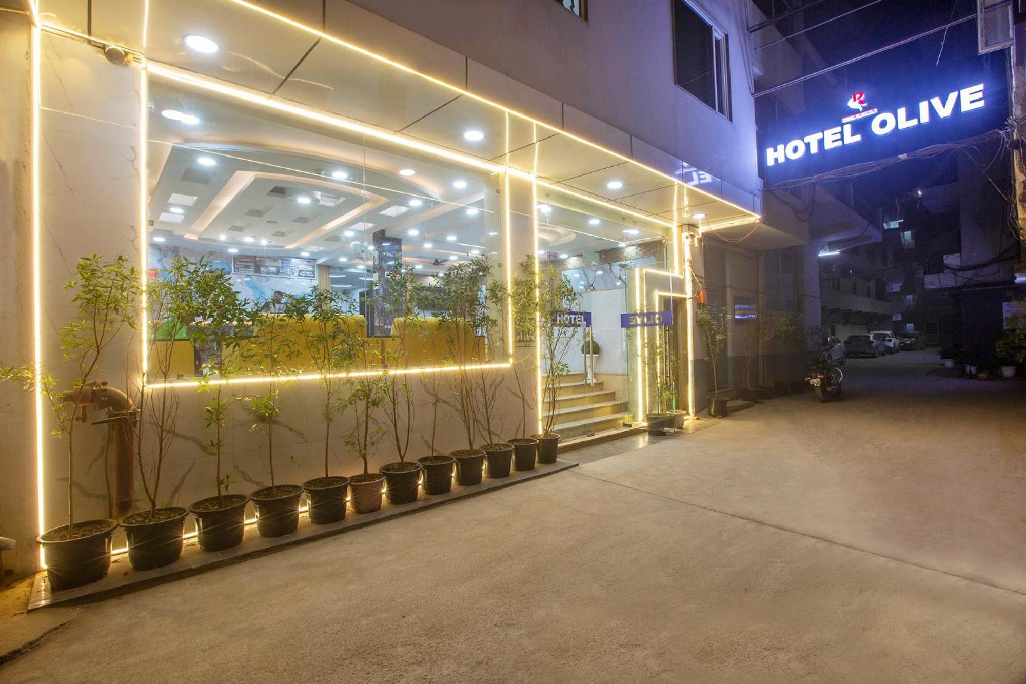 Hotel Fabhotel Airport Zone Olive Near Igi Airport