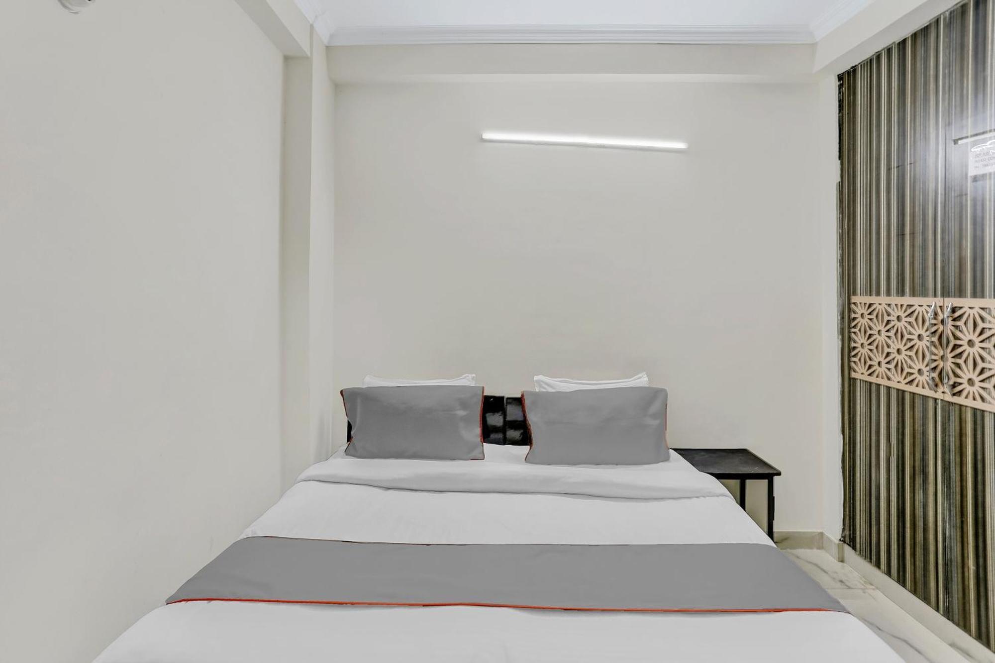Live On Del2479 Hotel