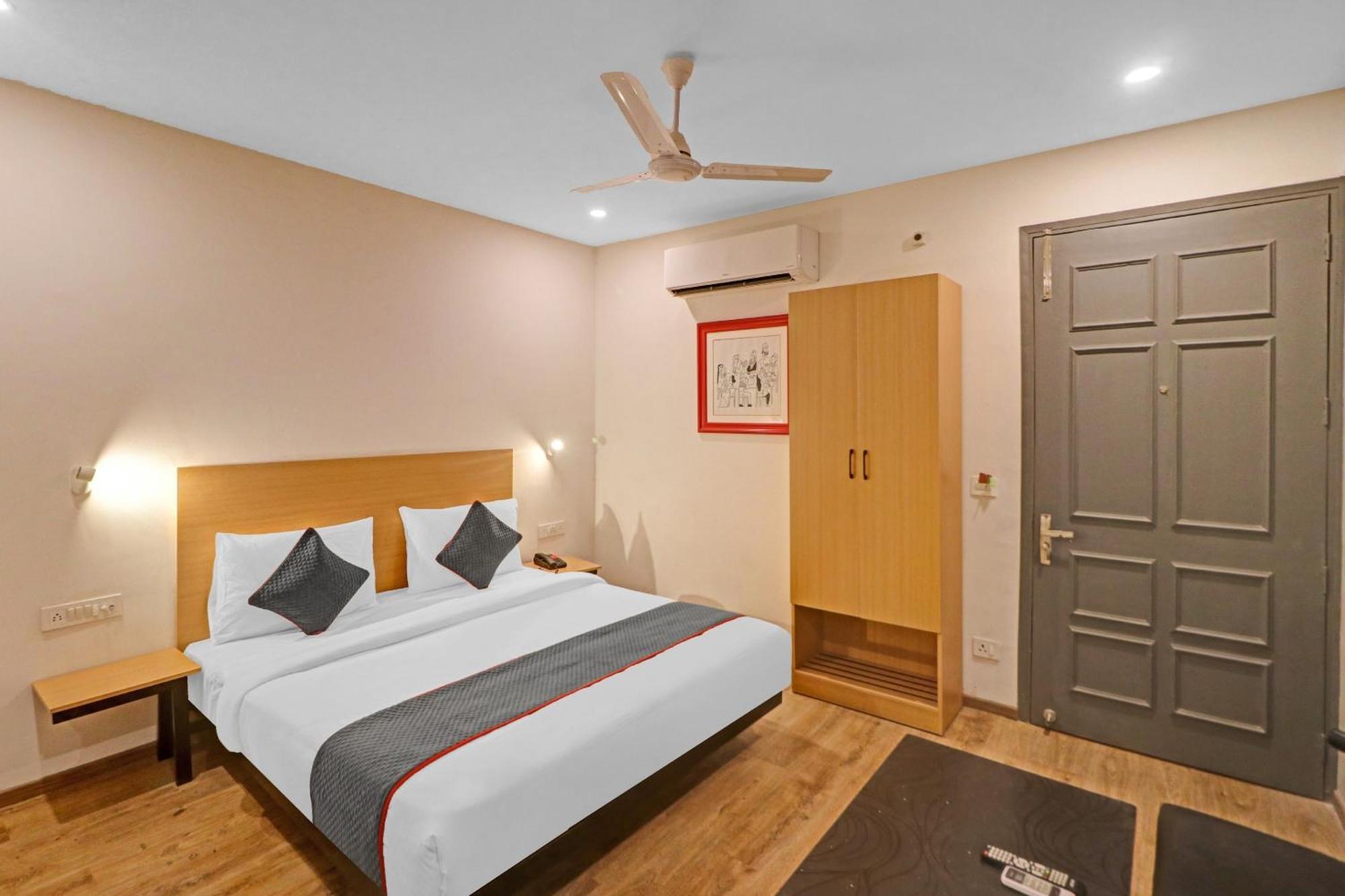 Hotel O Gold 3*