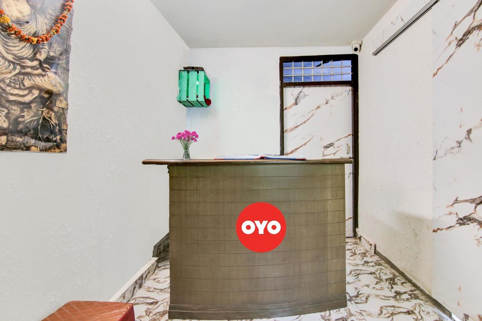 Hotel O Swarg Residency Near Nangloi Railway Station Metro Station 3*