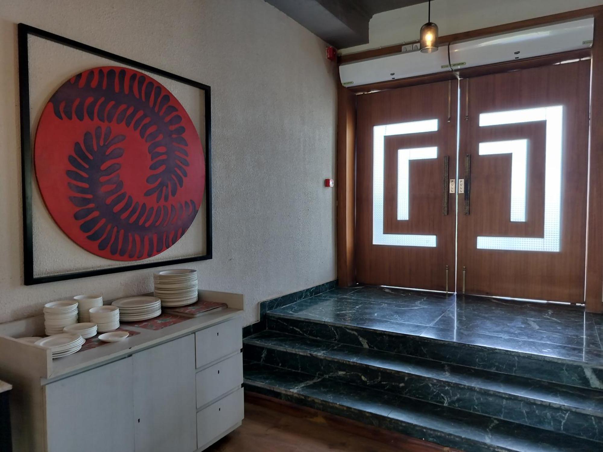 Luxe Opera Nh8 - 7km From Igi Airport Delhi 4* Nova Deli