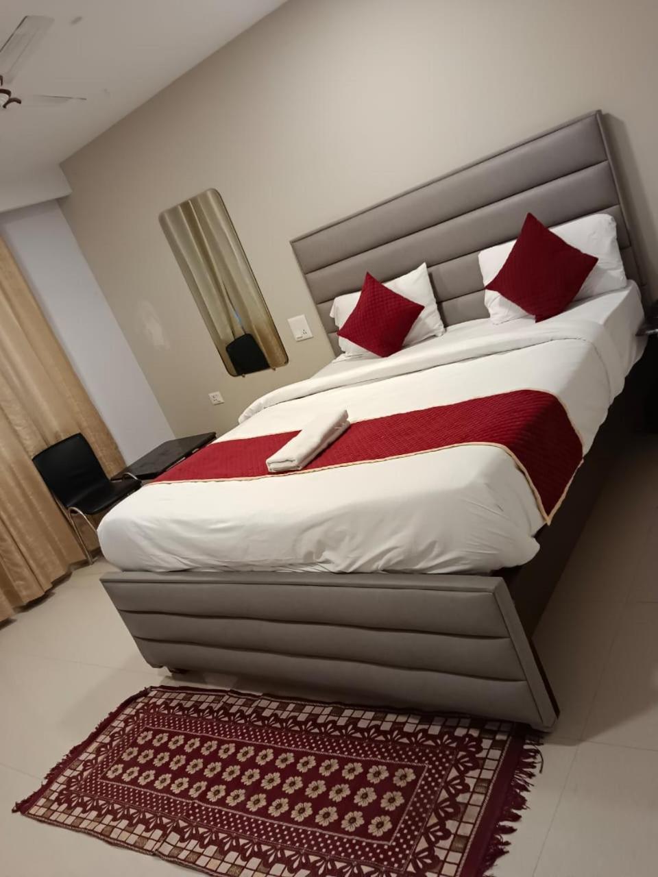 Amenda Sweet Igi Airport 3* New Delhi