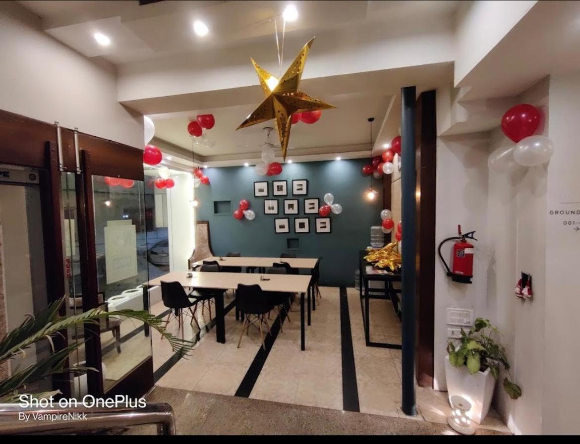 De Moon Residency-national Highway- 8,mahipalpur Hotel 3*