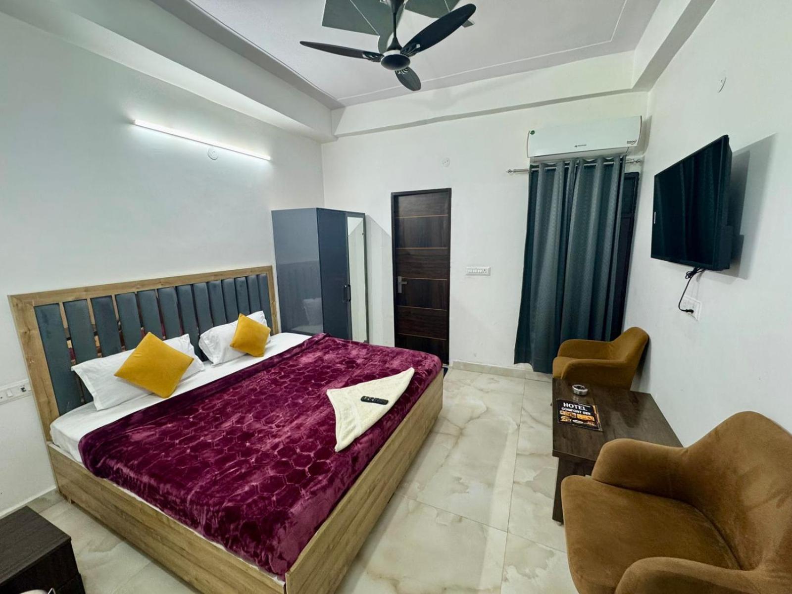 Hotel Comfort Inn, Mundka, New Delhi - Near Nangloi Metro Station * Delhi (National Capital Territory of India)