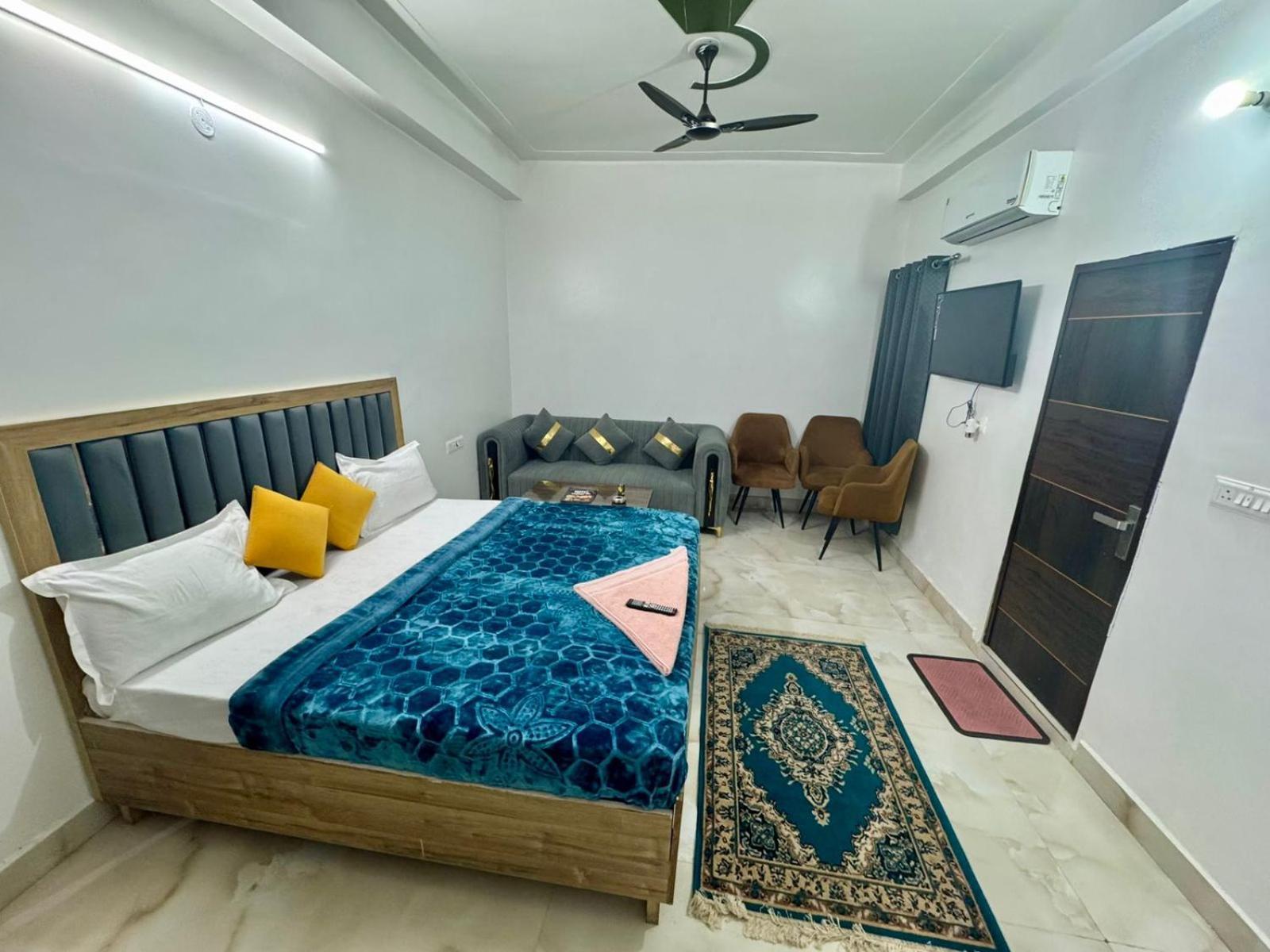 Hotel Comfort Inn, Mundka, New Delhi - Near Nangloi Metro Station Delhi (National Capital Territory of India)