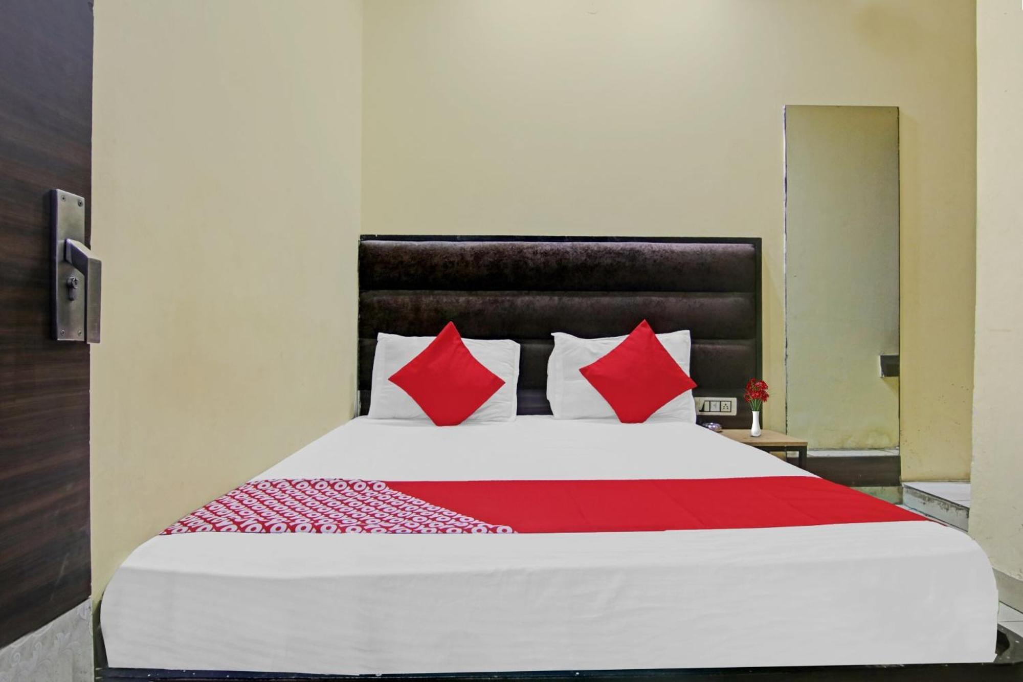 Hotel O Arjun Dx. 3*