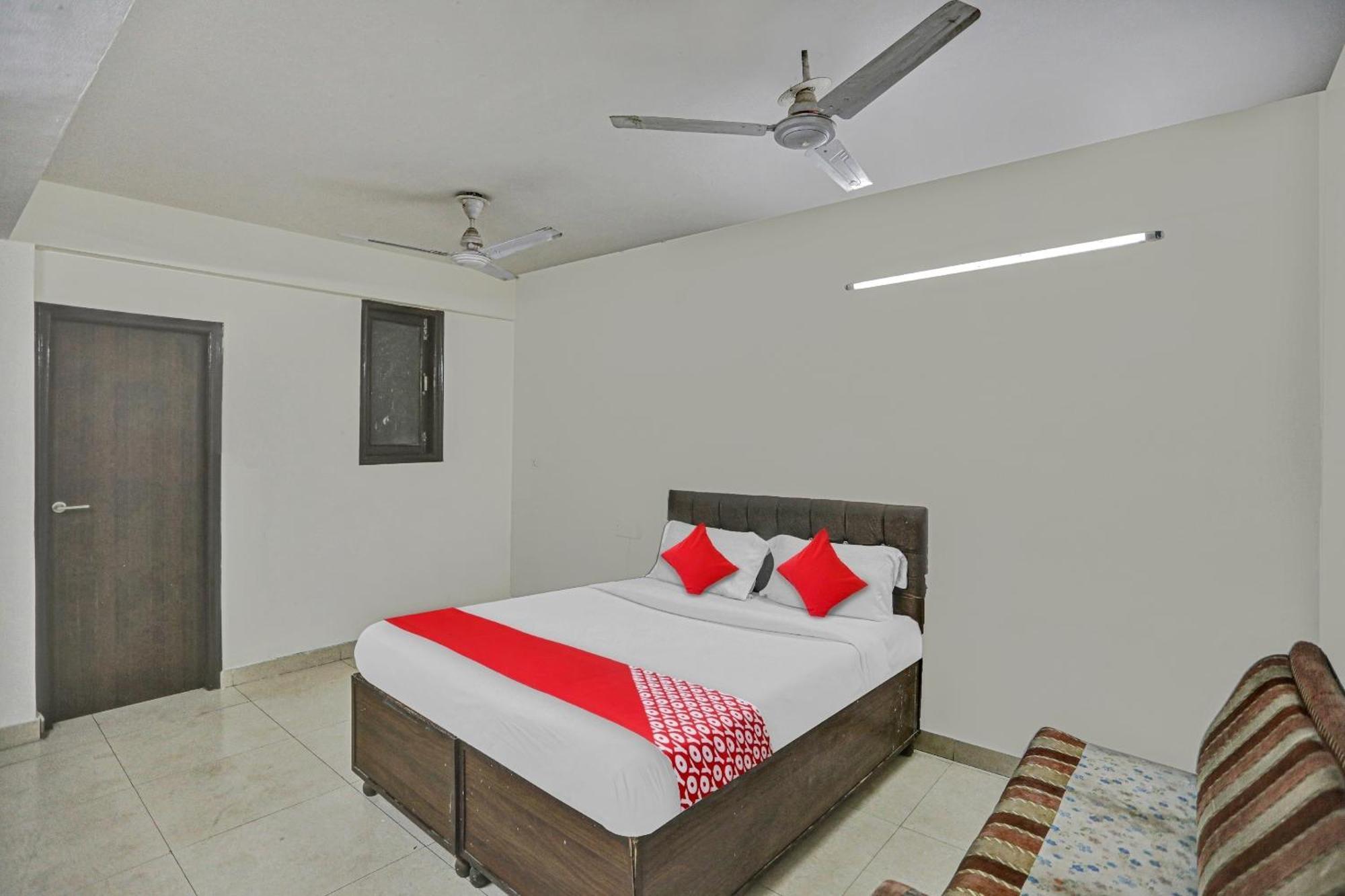O Kalkaji Delhi 4*