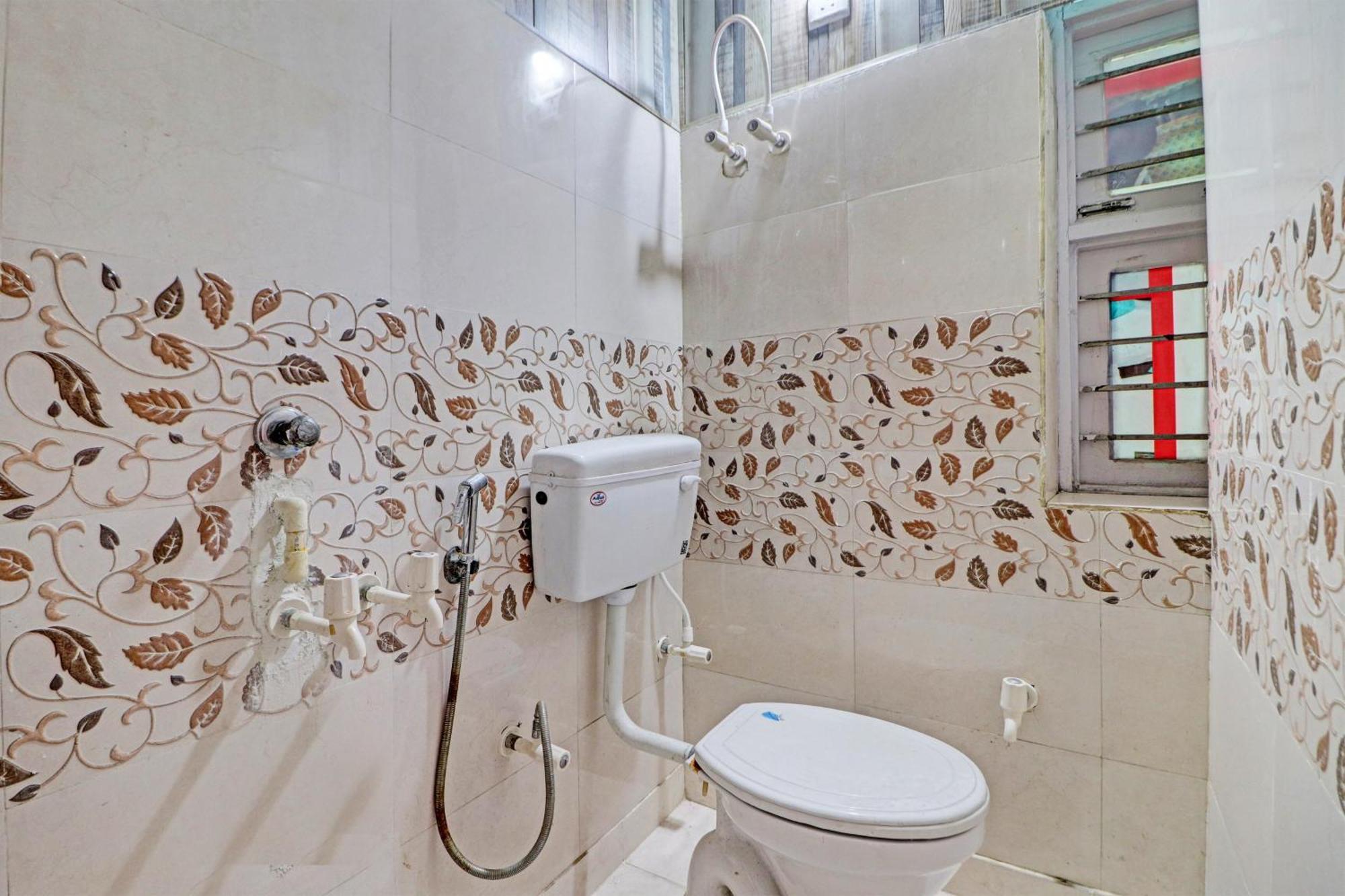 Hotel O Yuvraj Palace New Delhi