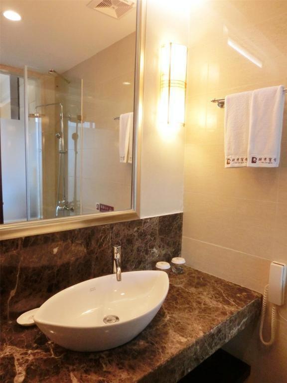 Linda Grand Near International Airport By-gross Group Hotel Nova Deli