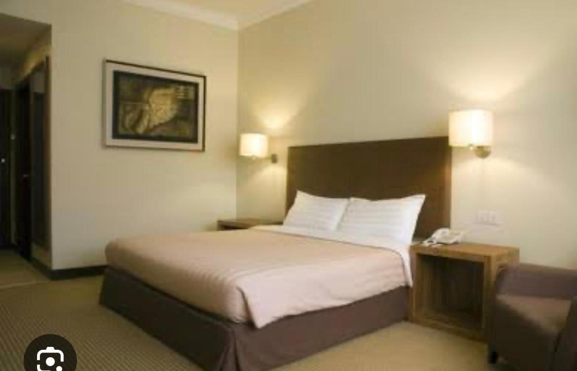 Hotel Bloom - National Highway- 8, Mahipalpur New Delhi
