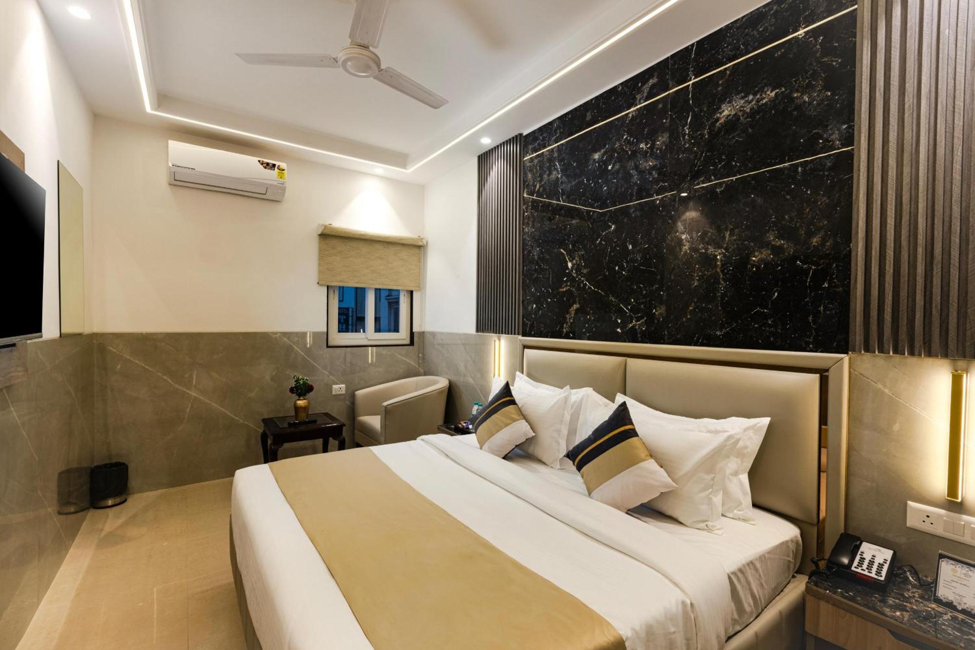 The Orion Era - Delhi Airport Hotel 4*