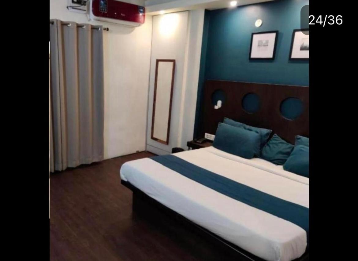 Hotel De Moon Residency-national Highway- 8,mahipalpur 3*
