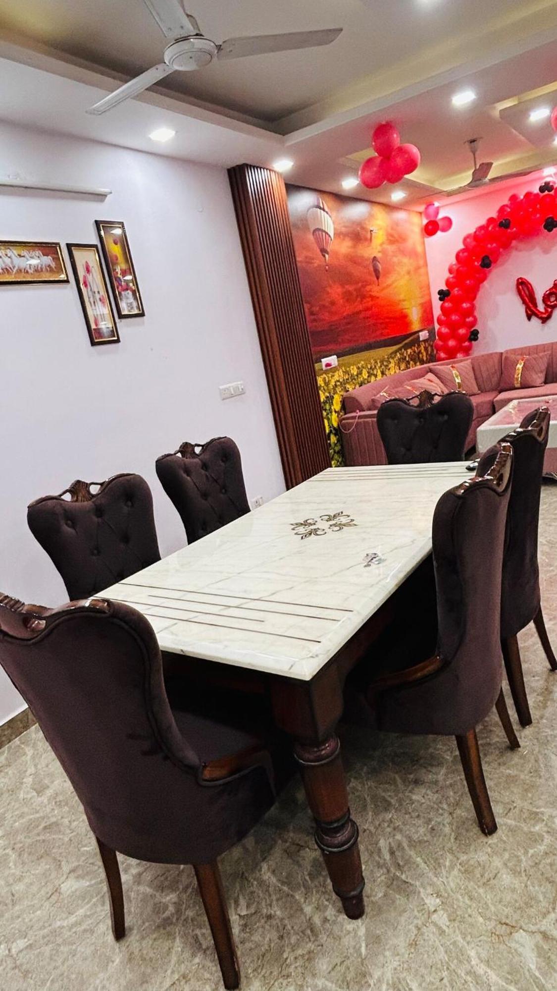 Luxurious House New Delhi