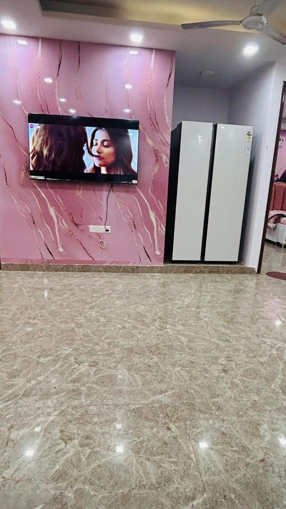 Luxurious House Apartment New Delhi