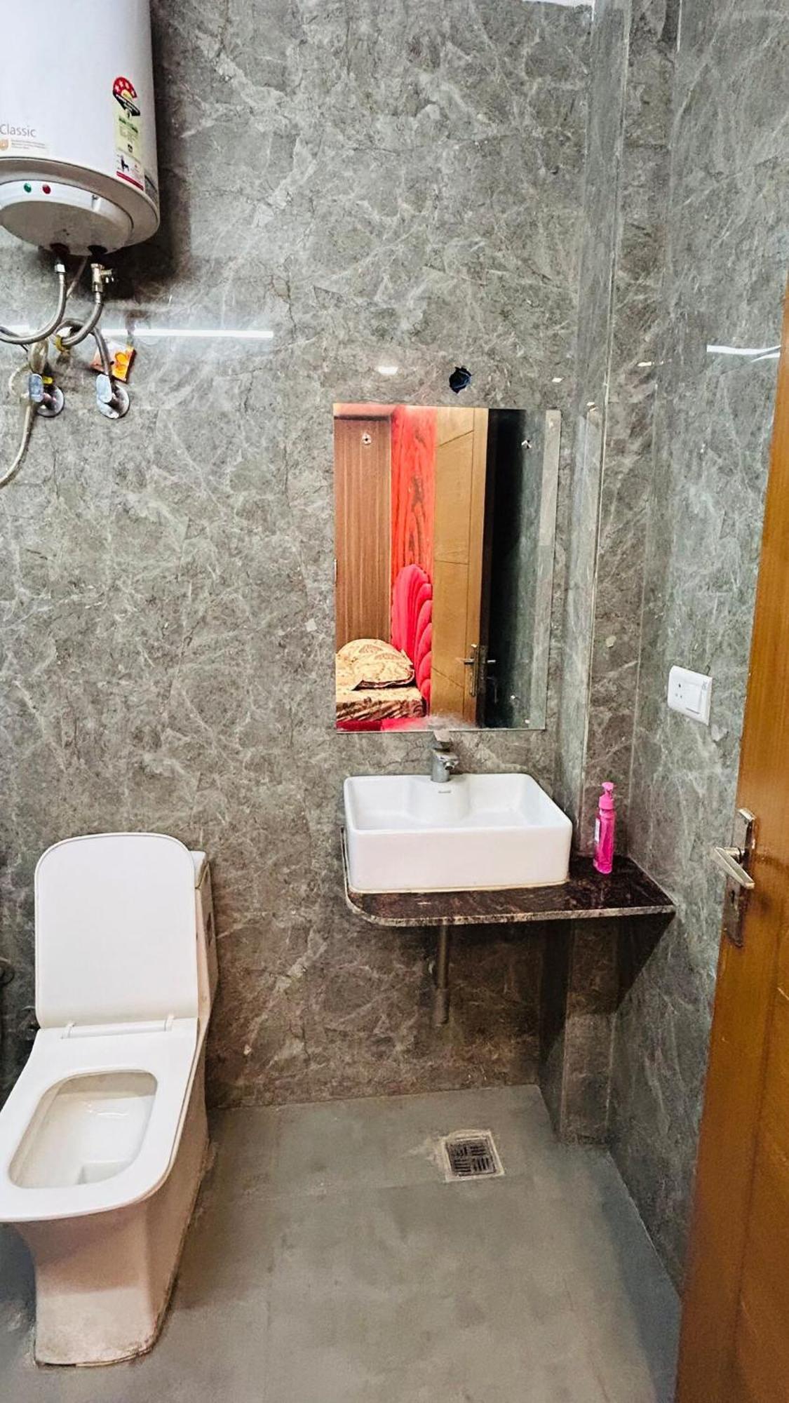 Apartment Luxurious House New Delhi