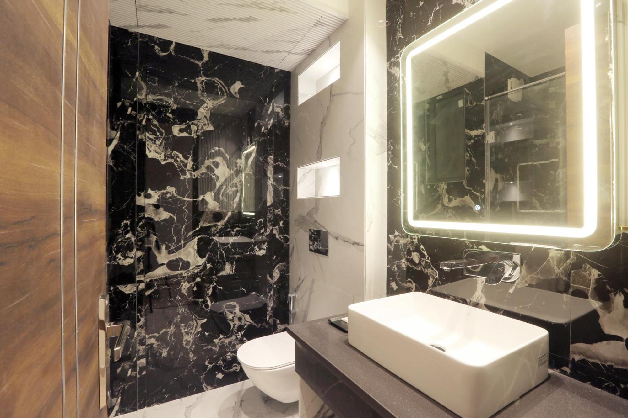 Hotel Oakwood 3*