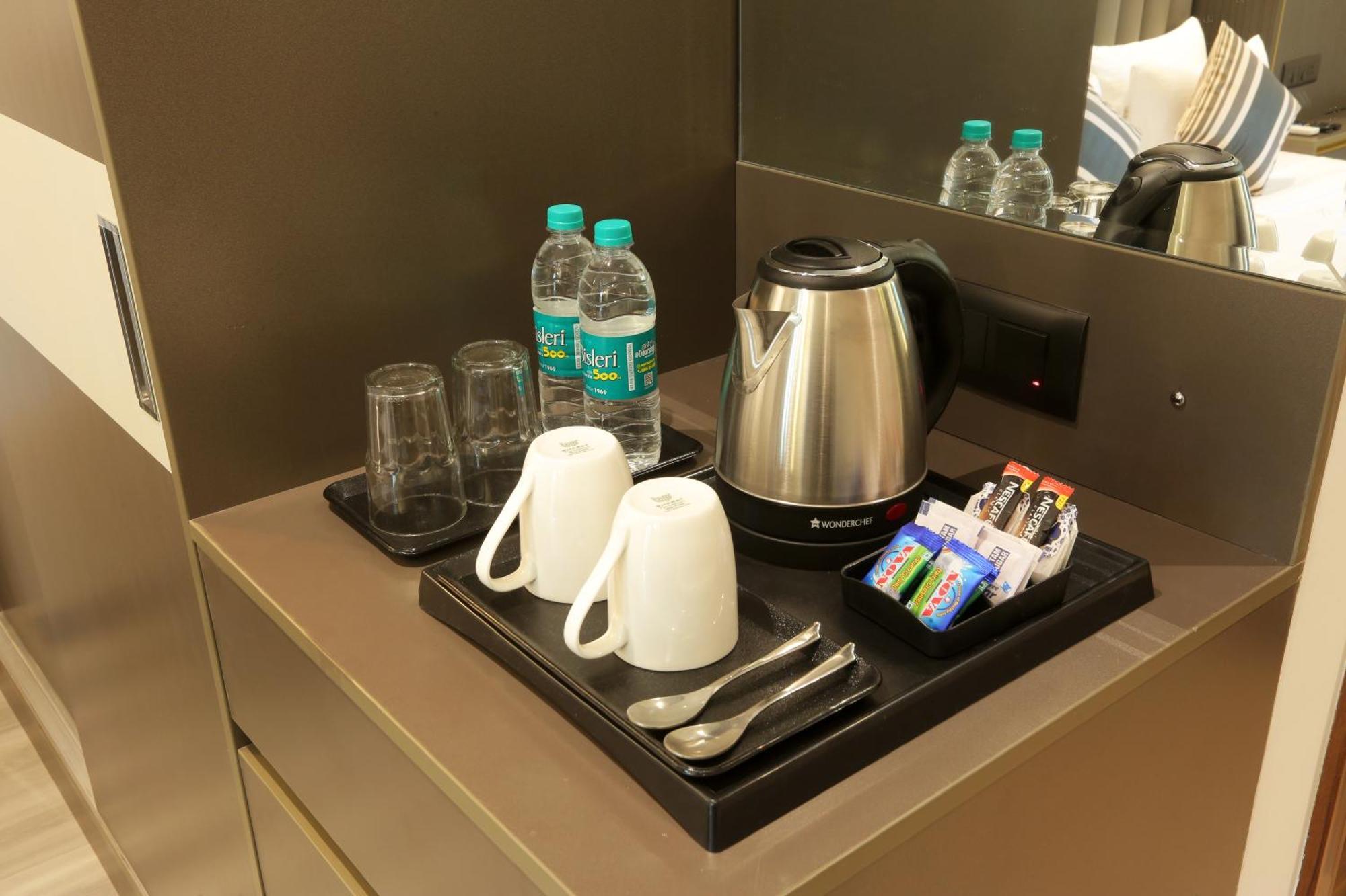 Oakwood Hotel 3*