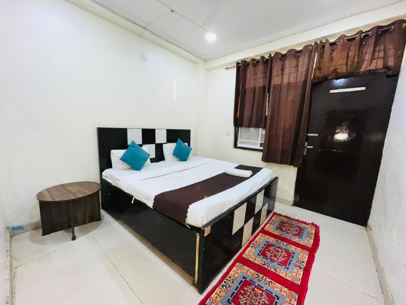 Mg Residency - Rohini Sec 17 Apartment