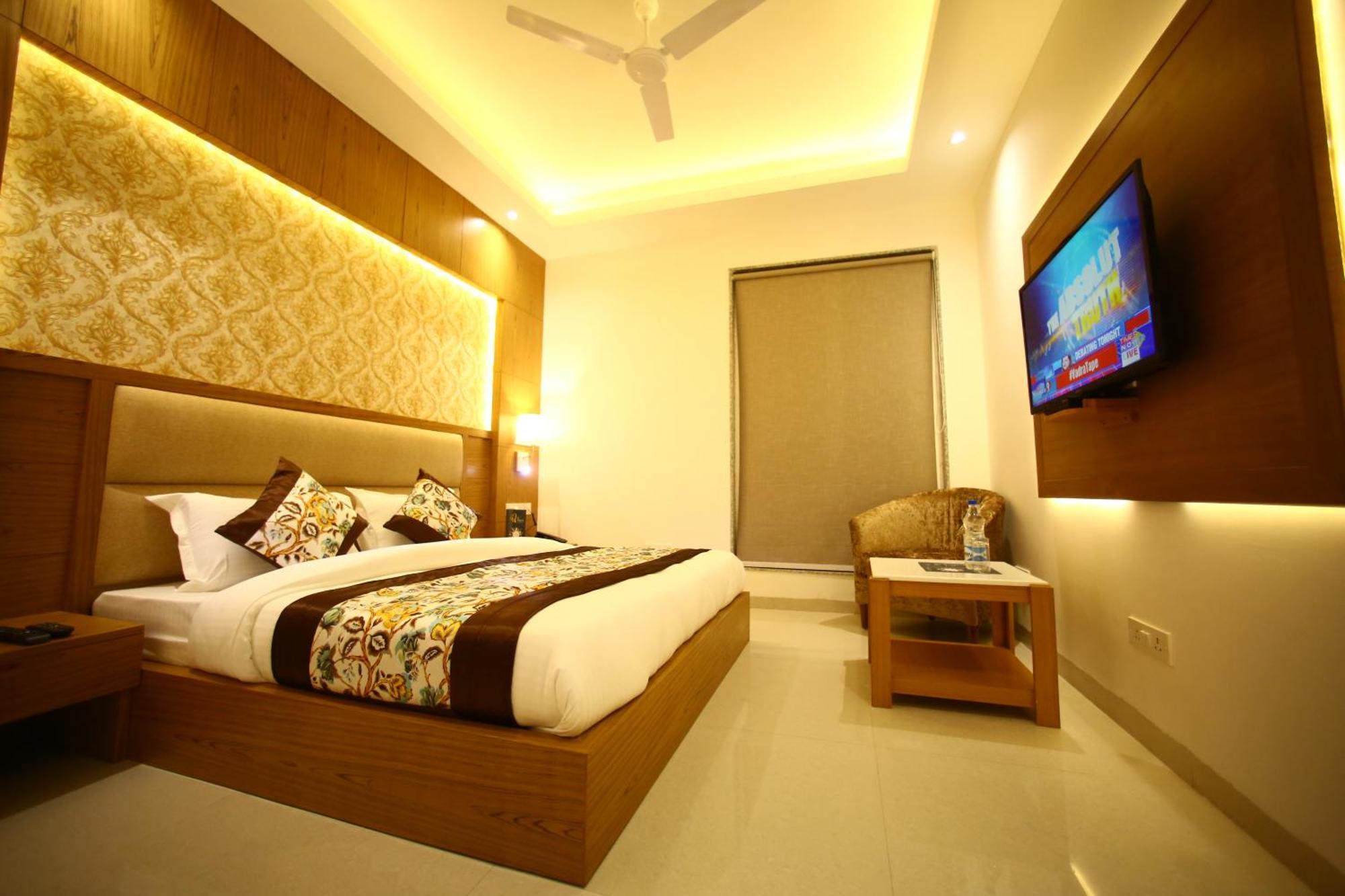 Hotel Star By Star Group