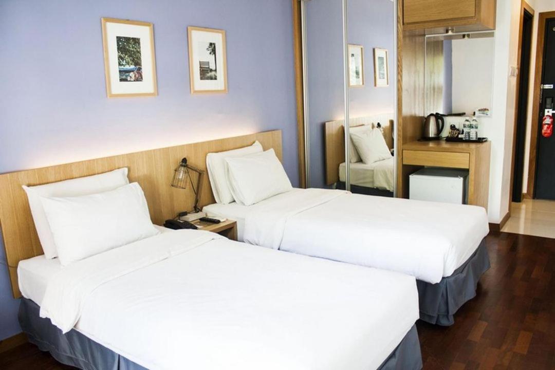 Hotel Linda Grand Near International Airport By-gross Group