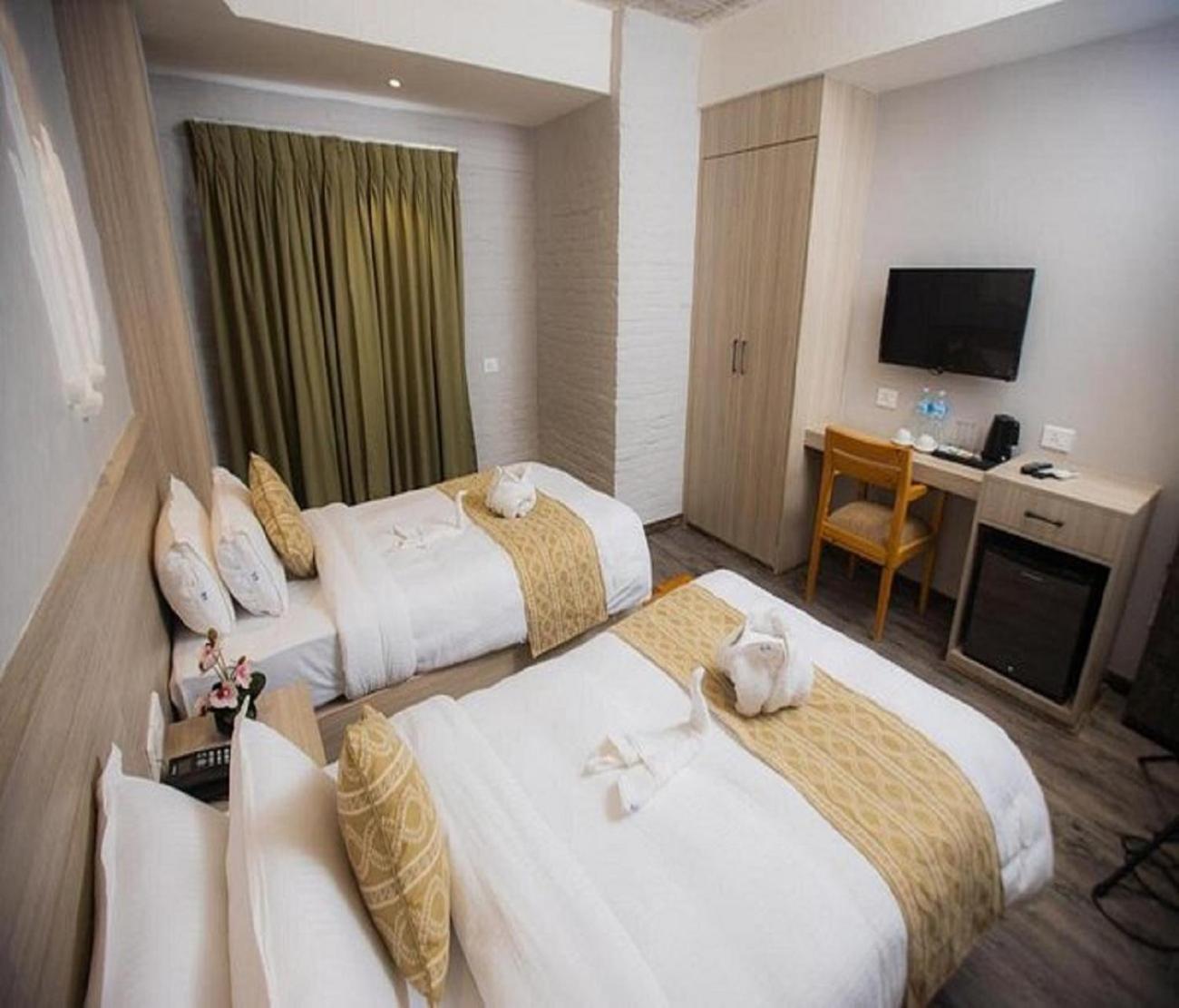Linda Grand Near International Airport By-gross Group Hotel Nova Deli