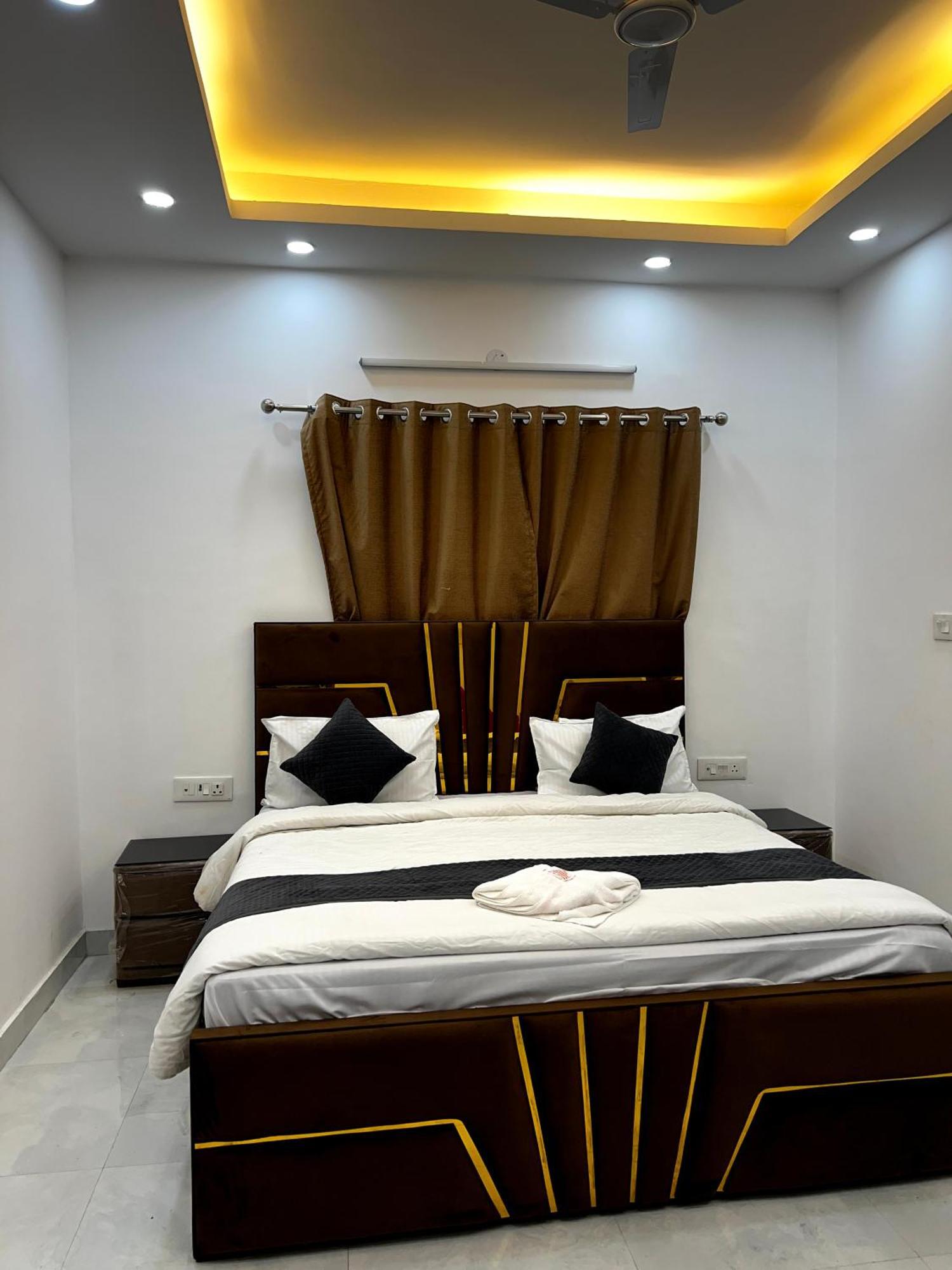 Hotel Trending