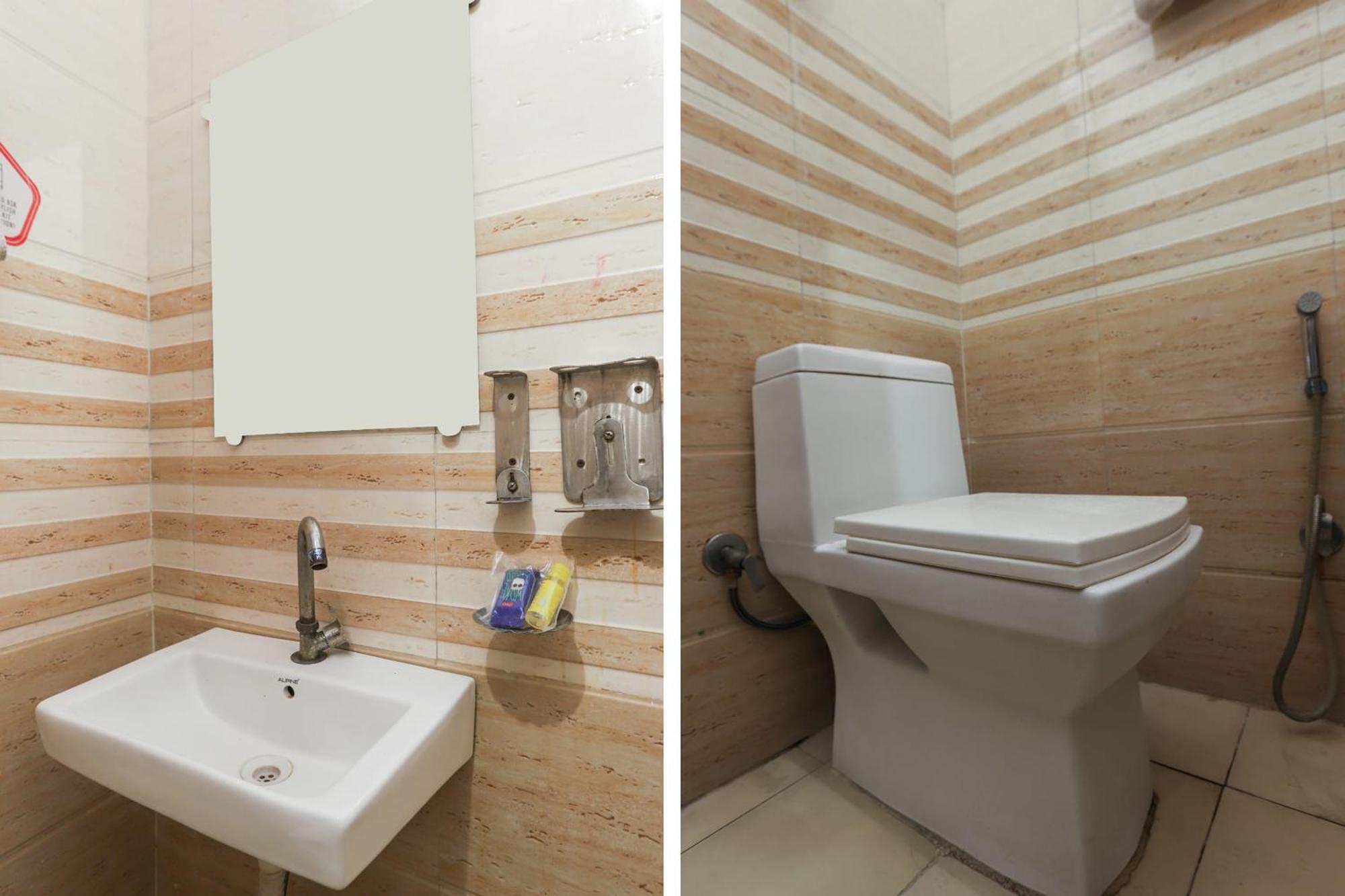 Hotel O Noida 4*