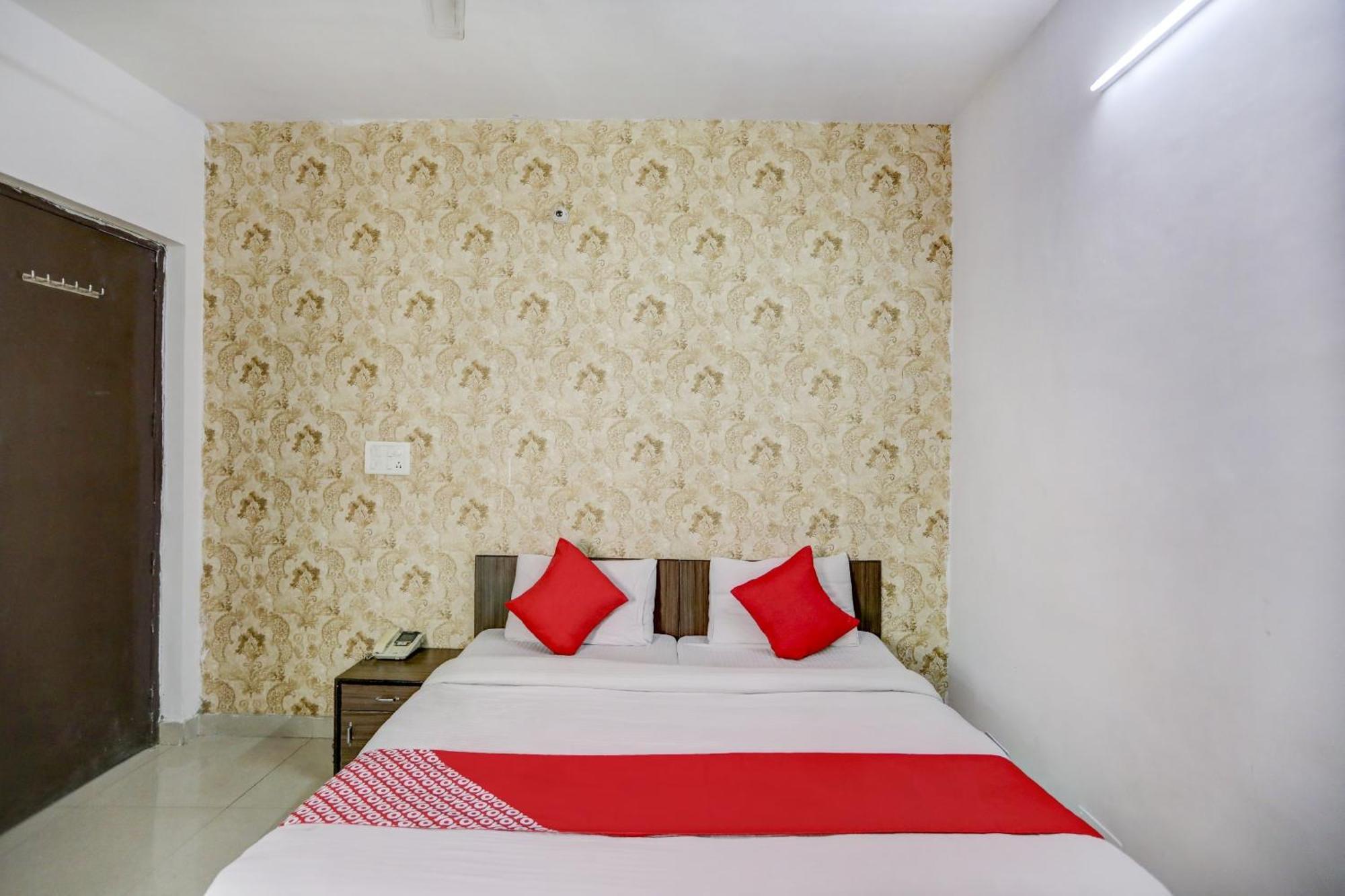 O Blissbourn Hotel 4*